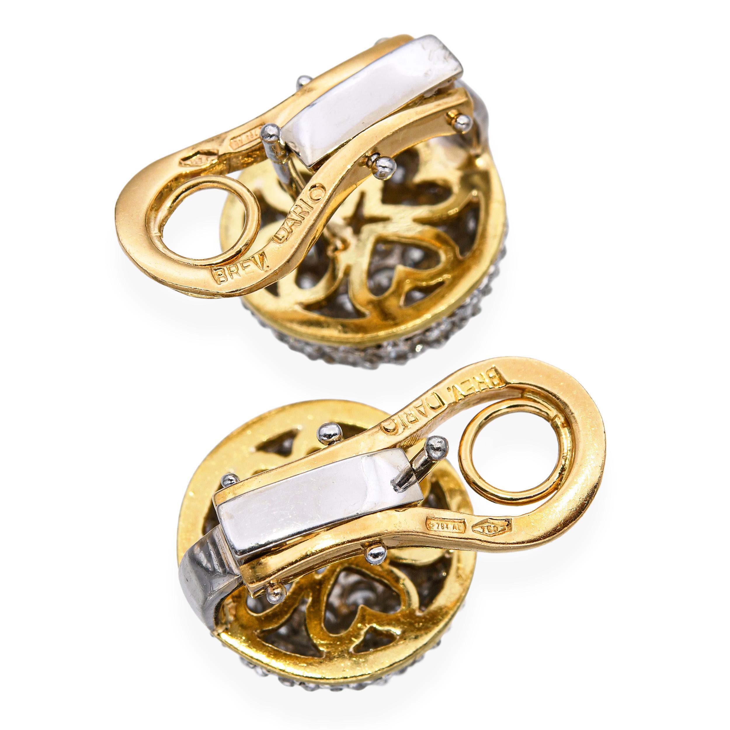 Orecchini a cupola con diamante Dario in oro giallo 18k da 3,3tcw In condizioni buone in vendita a New York, NY