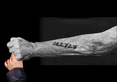 80 AÑOS DE ATROCIDADES DESDE AUSCHWITZ HASTA UCRANIA - Grabado por Dario Cusani - 2022