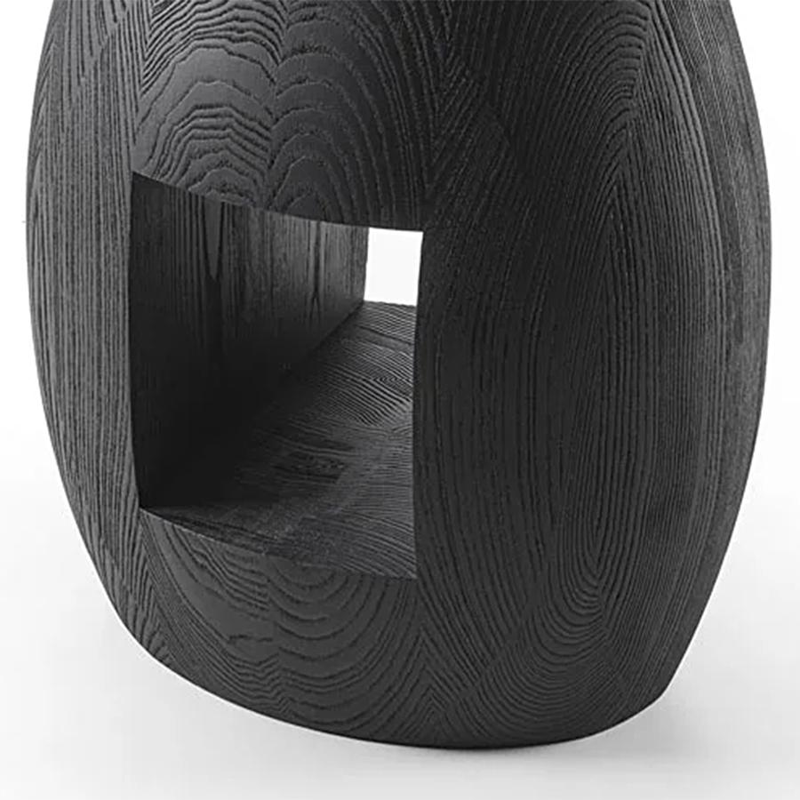 Dario Large Side Table In New Condition For Sale In Paris, FR