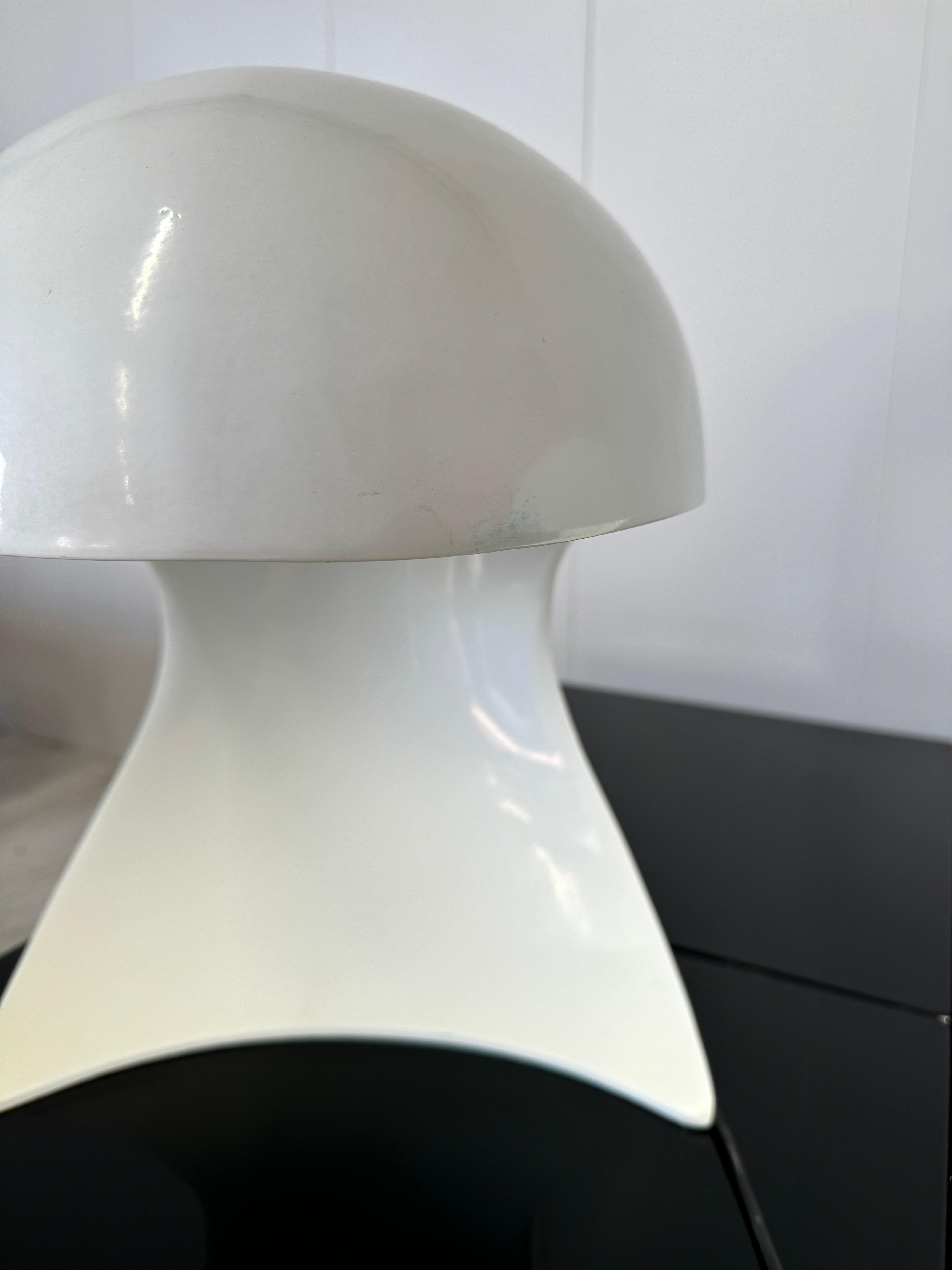 Dario Tognon , Paire de lampes de table mod. Dania, prod. Artemide, 1969 en vente 7