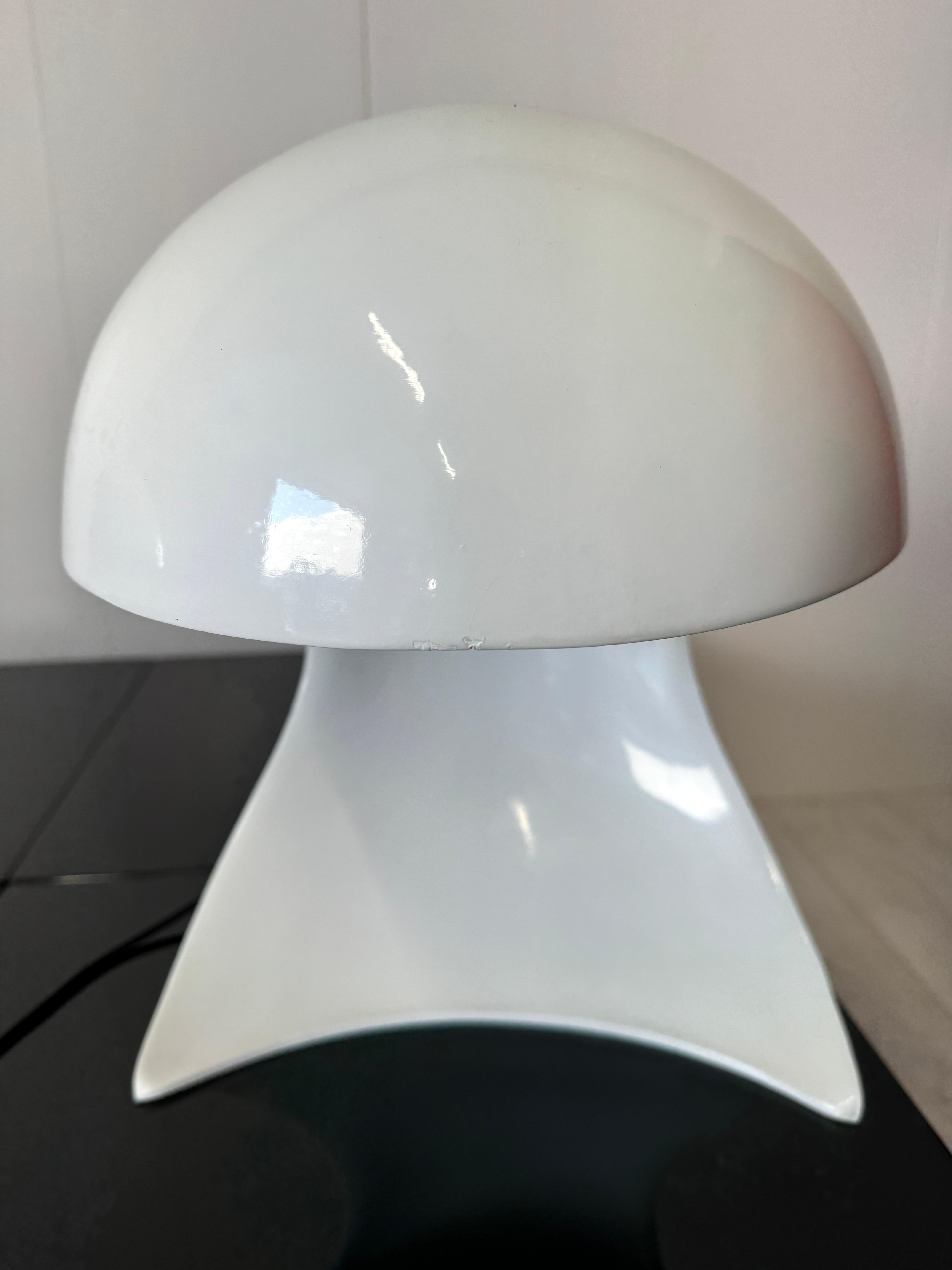 Dario Tognon , Paire de lampes de table mod. Dania, prod. Artemide, 1969 en vente 8
