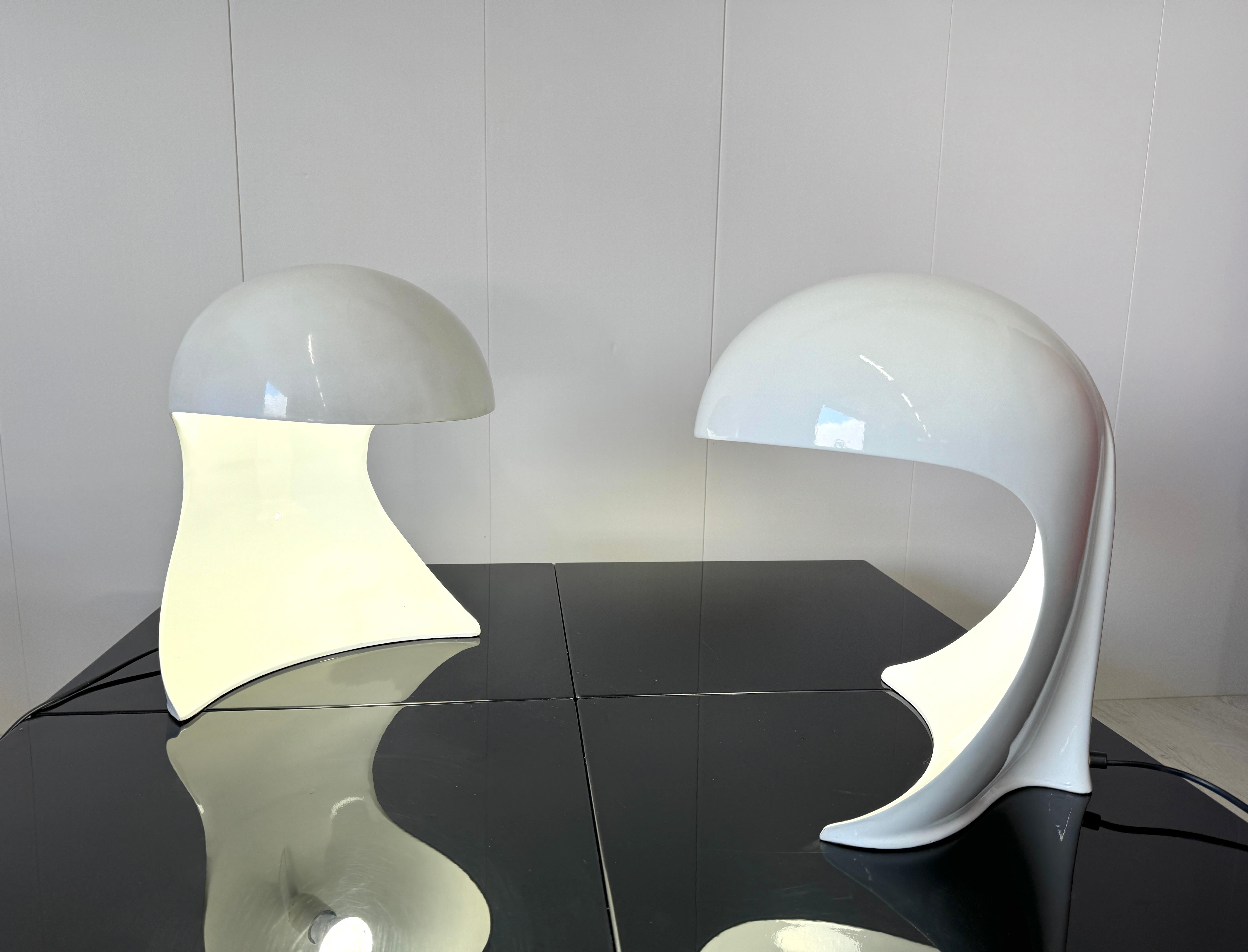 italien Dario Tognon , Paire de lampes de table mod. Dania, prod. Artemide, 1969 en vente