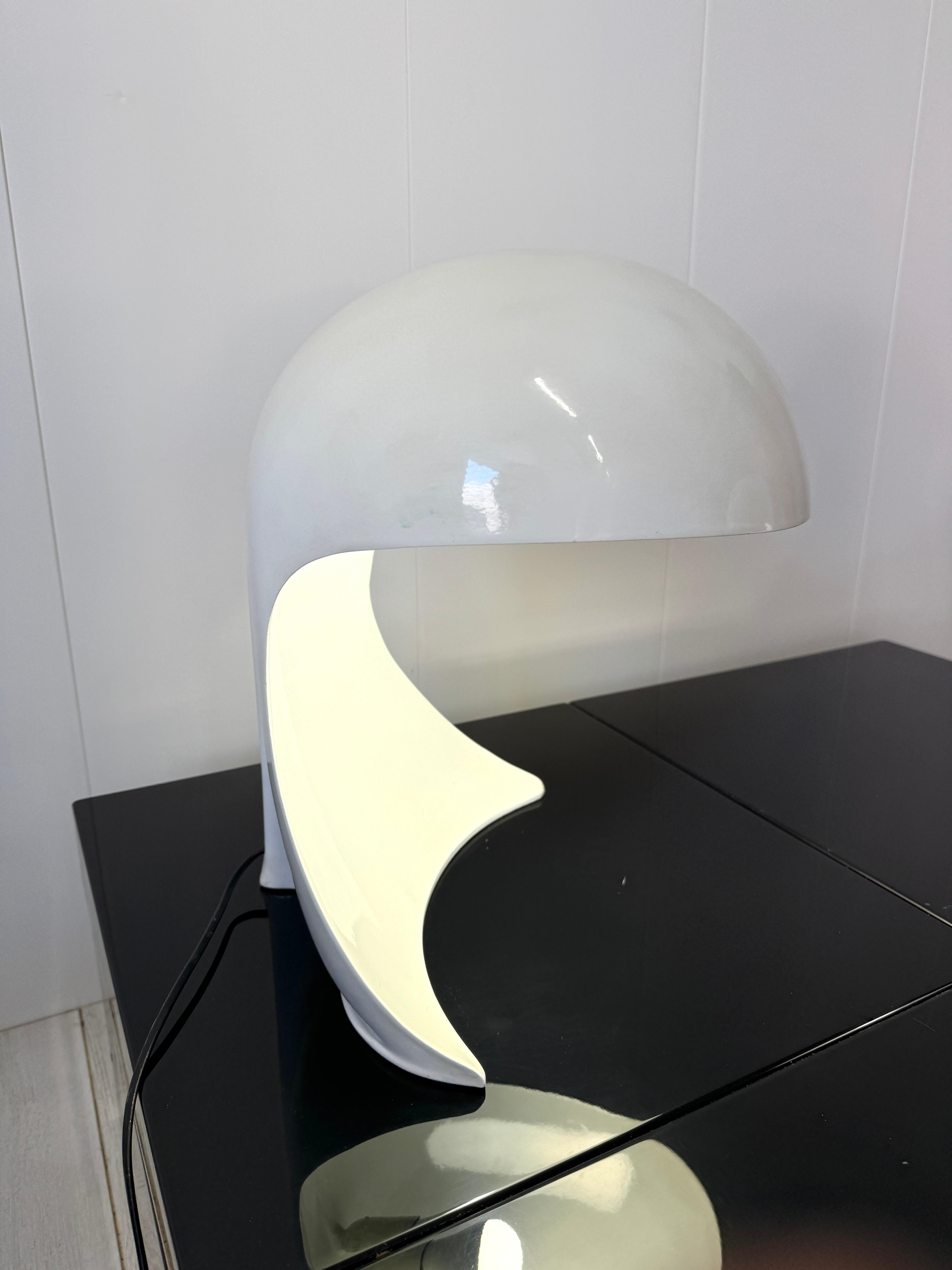 Milieu du XXe siècle Dario Tognon , Paire de lampes de table mod. Dania, prod. Artemide, 1969 en vente