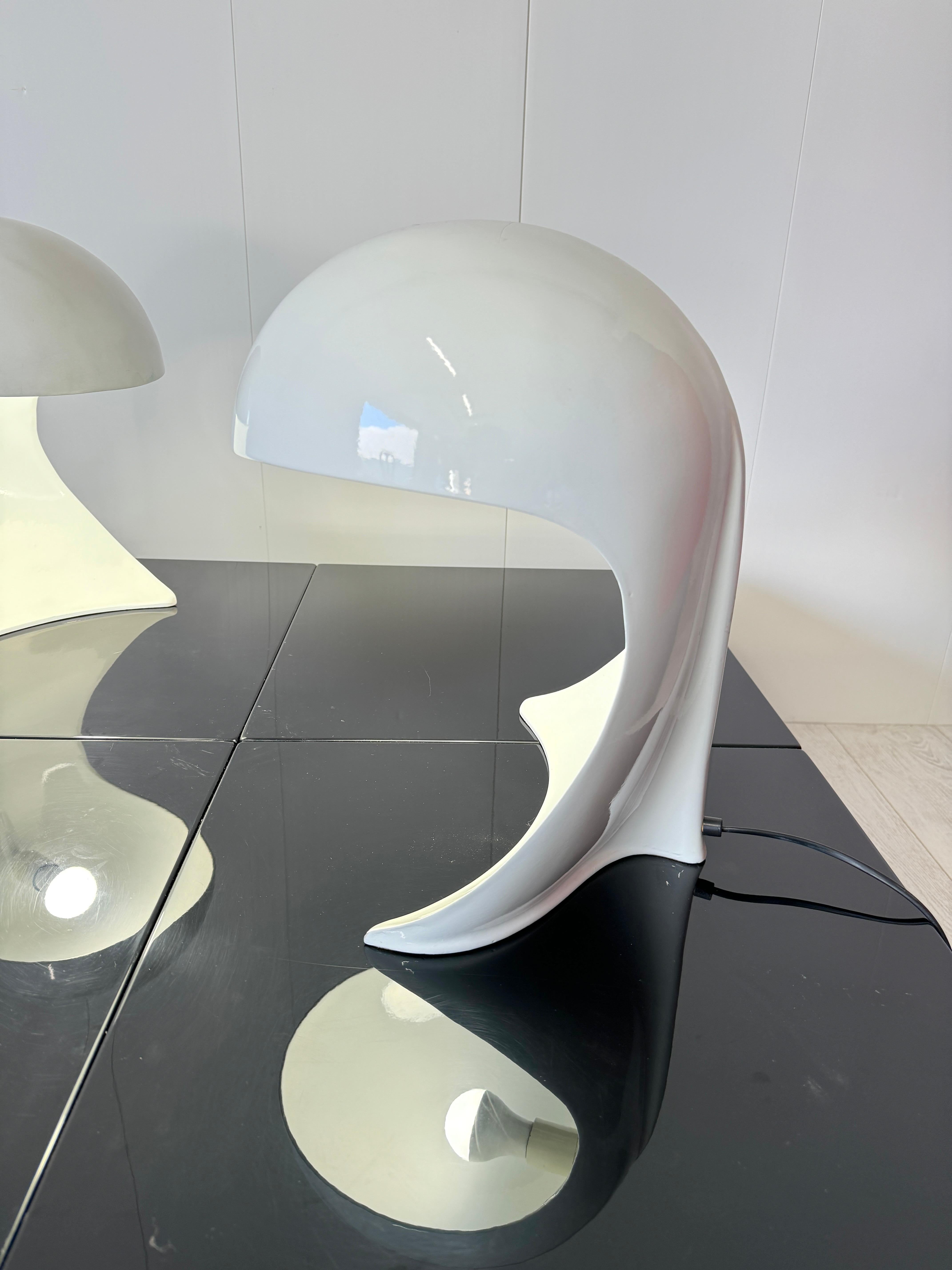 Métal Dario Tognon , Paire de lampes de table mod. Dania, prod. Artemide, 1969 en vente