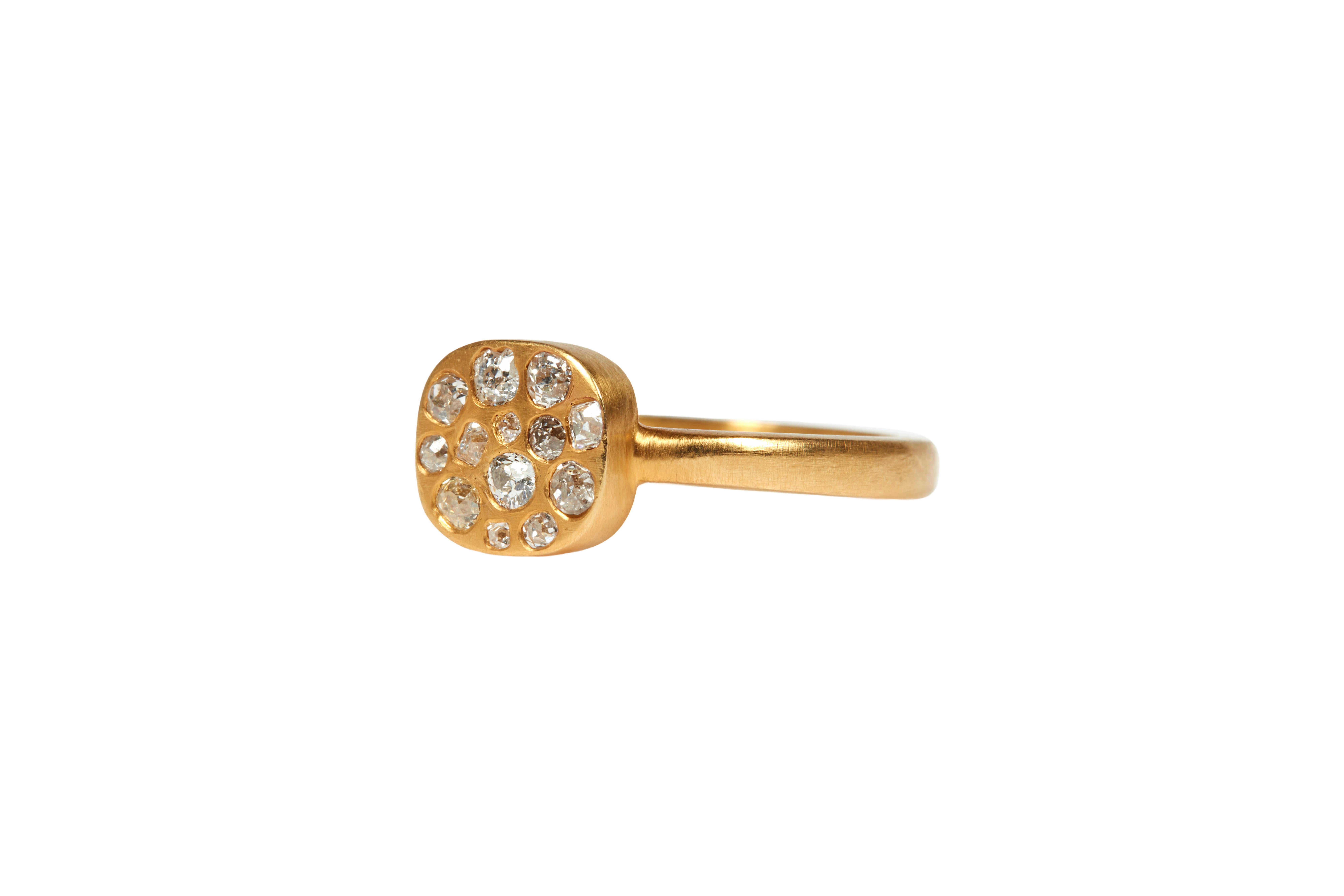 For Sale:  Darius Jewels Diamond Signet Ring V.3 2