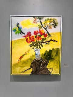 "Sunset Roses in Blue Vase on Rock" nature morte de fleurs rouges sur une colline, encadrée.