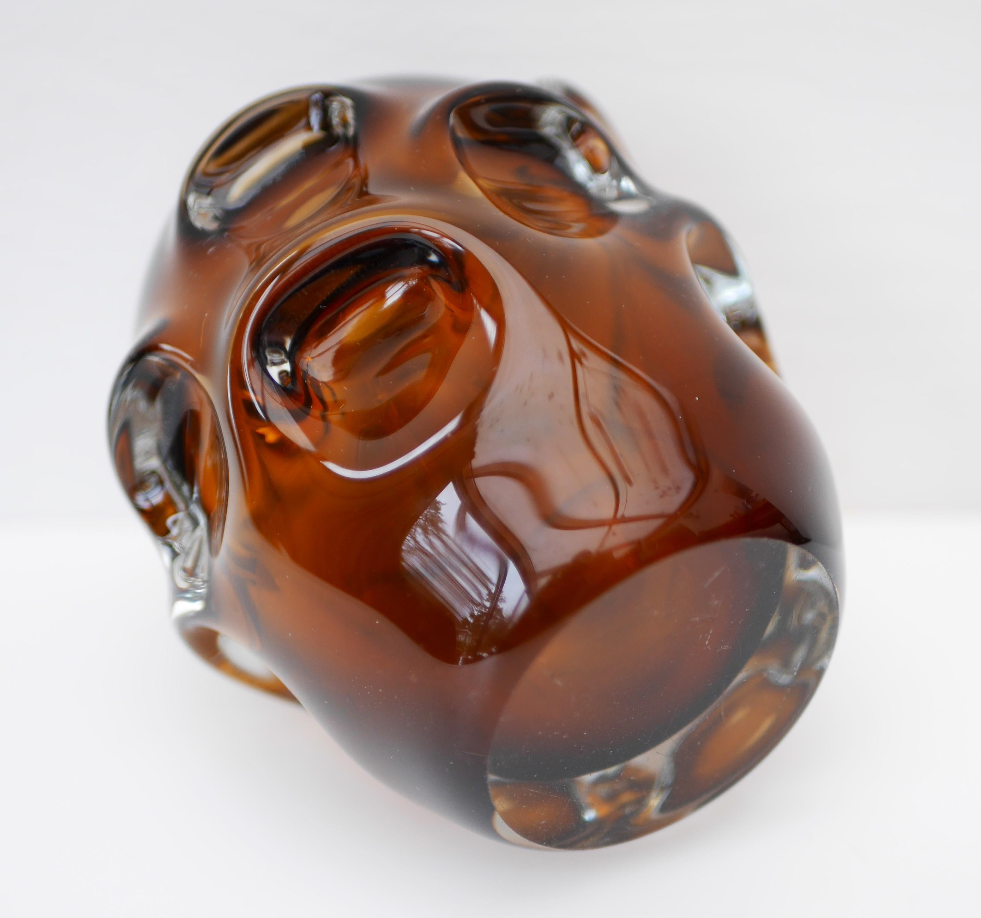 Dark Amber Art Glass Vase by Börne Augustsson for Åseda, Sweden For Sale 4
