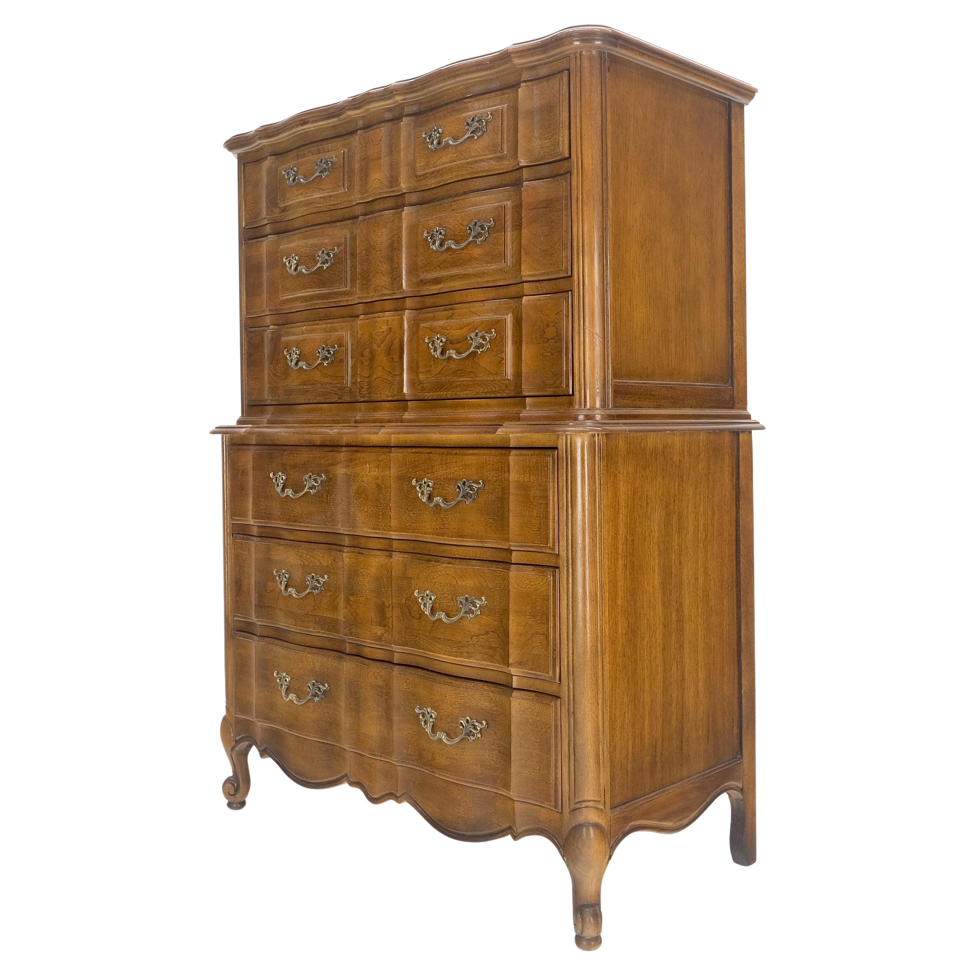 Dark Amber Tone 6 Drawers High Boy French Chest of Drawers by Thomasville MINT! For Sale