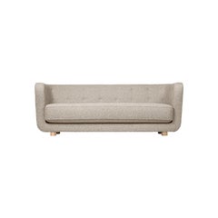 Canapé Sahco Zero Vilhelm en chêne naturel et beige foncé de Lassen