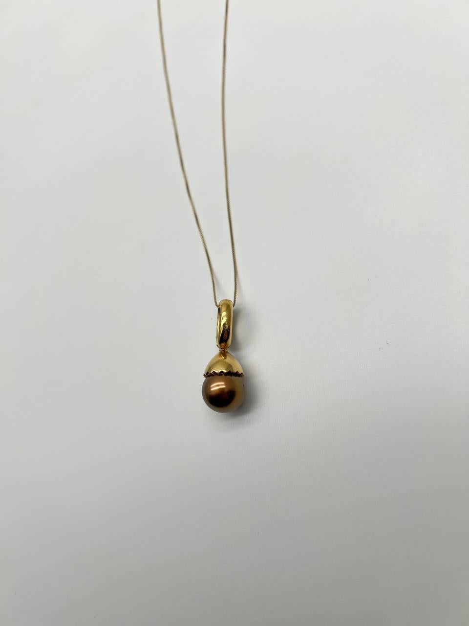 Mixed Cut Dark Black Brown Pearl Champagne Cognac Diamond Pave 14K Gold Pendant Necklace For Sale