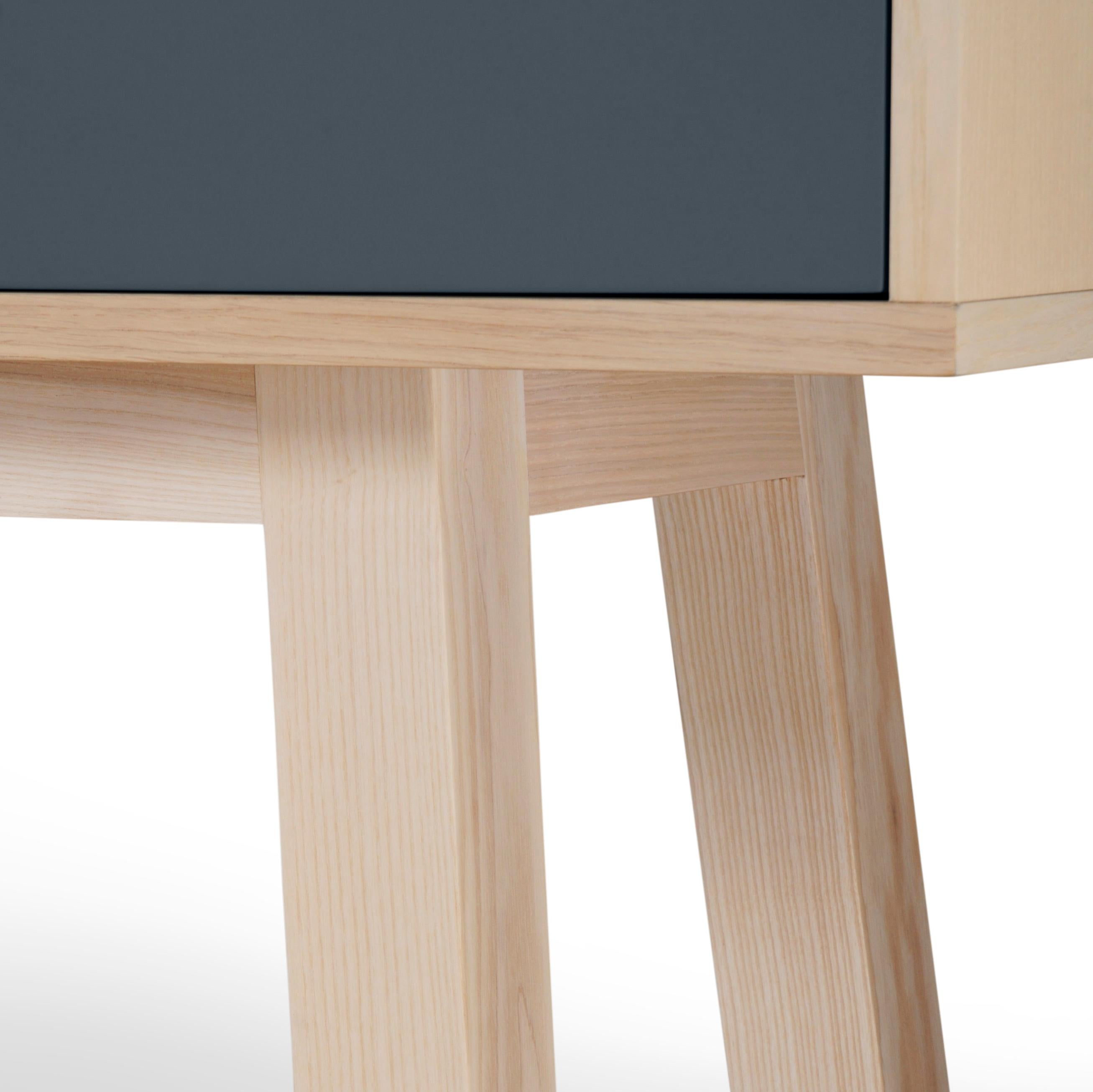 Aparador de madera azul oscuro de 4 puertas, diseñado en París por Eric Gizard Madera en venta