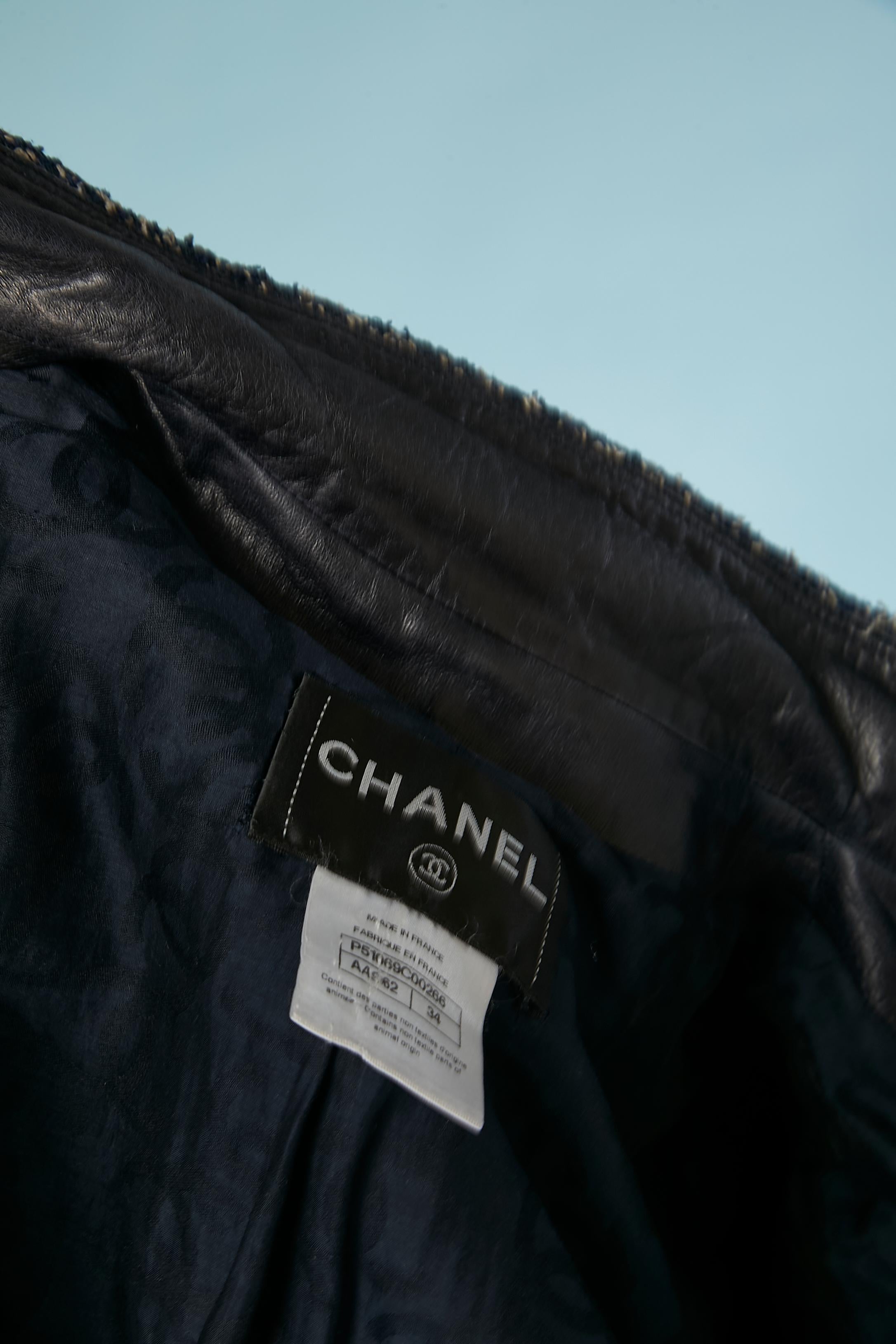 Dark blue leather jacket with tweed details on elbow and piping Chanel  For Sale 4
