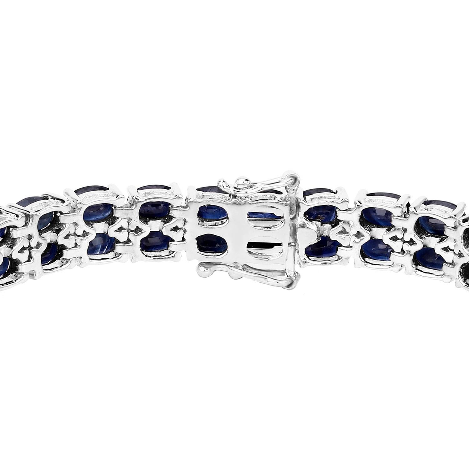 Oval Cut Dark Blue Sapphire Bracelet 28.80 Carats Sterling Silver For Sale