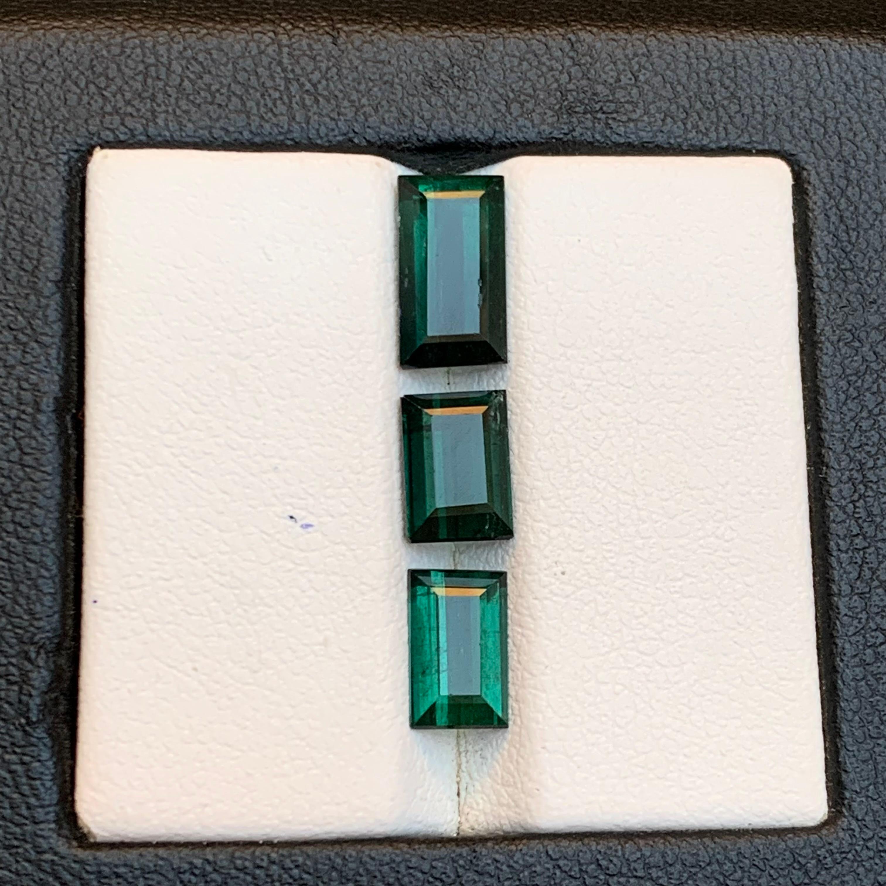 Dark Bluish Green Tourmaline 5.50 Ct Baguette Cut Natural Loose Gemstones Parcel For Sale 2