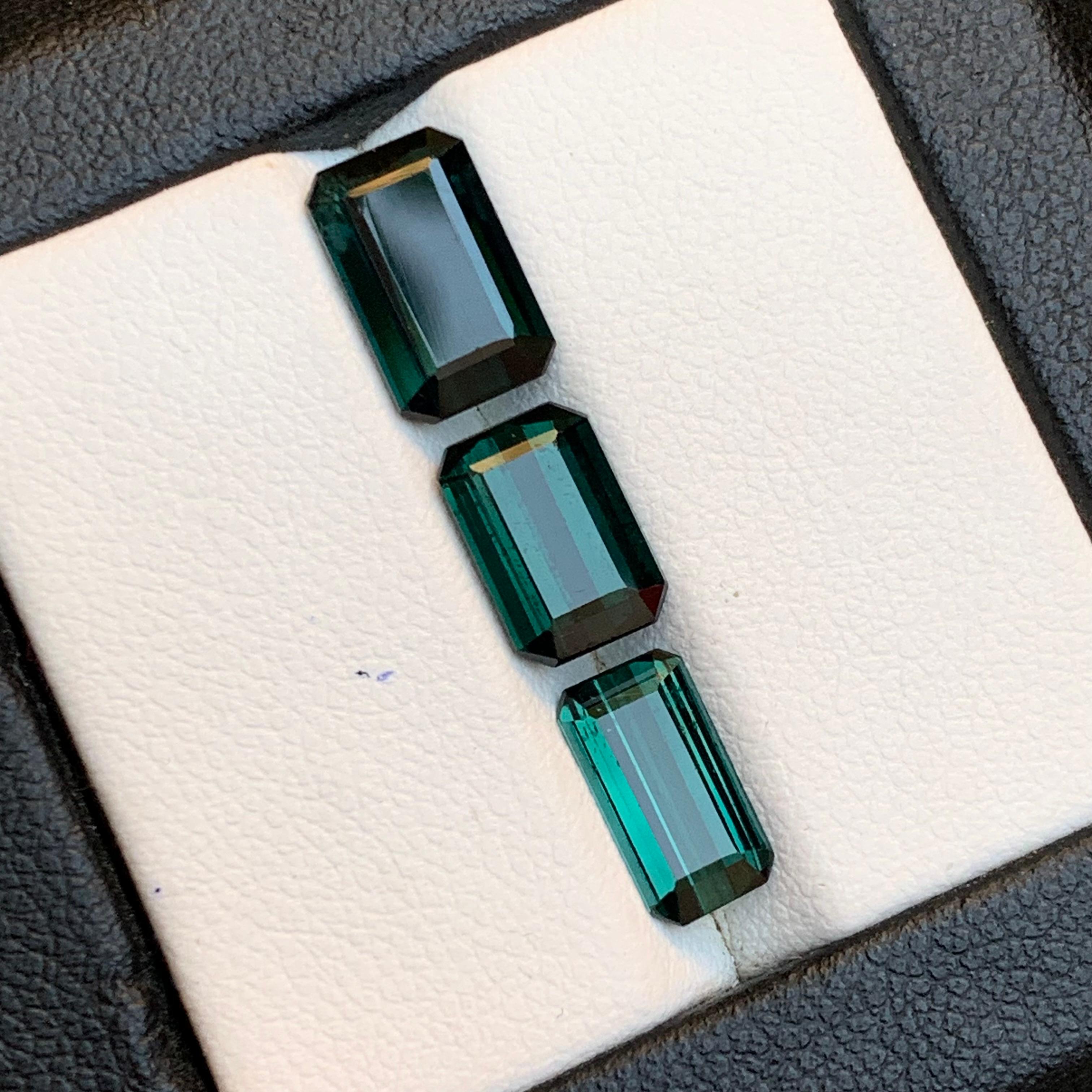 Dunkelblaugrüner Turmalin 5.91 Ct Smaragdschliff Natürlicher loser Edelstein-Schmuck (Zeitgenössisch) im Angebot