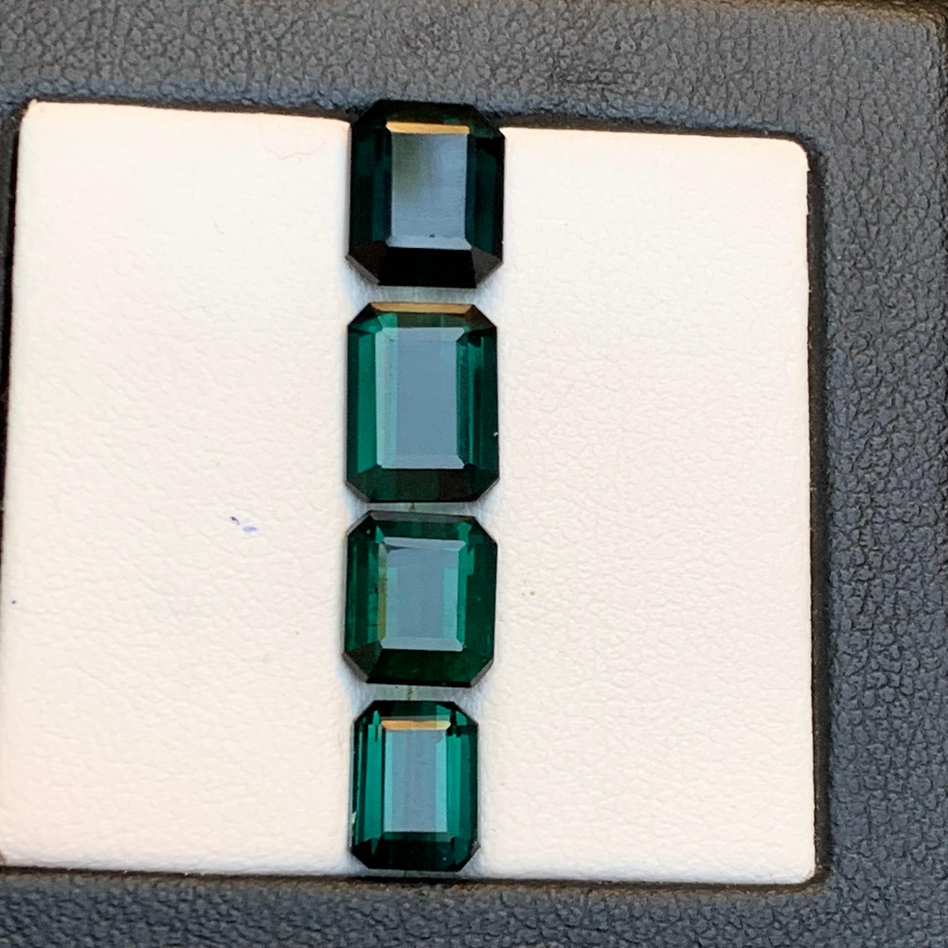 Dunkler bläulicher Farbton Grüner Turmalin 9.36 Ct Smaragdschliff Natürliche Lose Edelsteine im Angebot 1