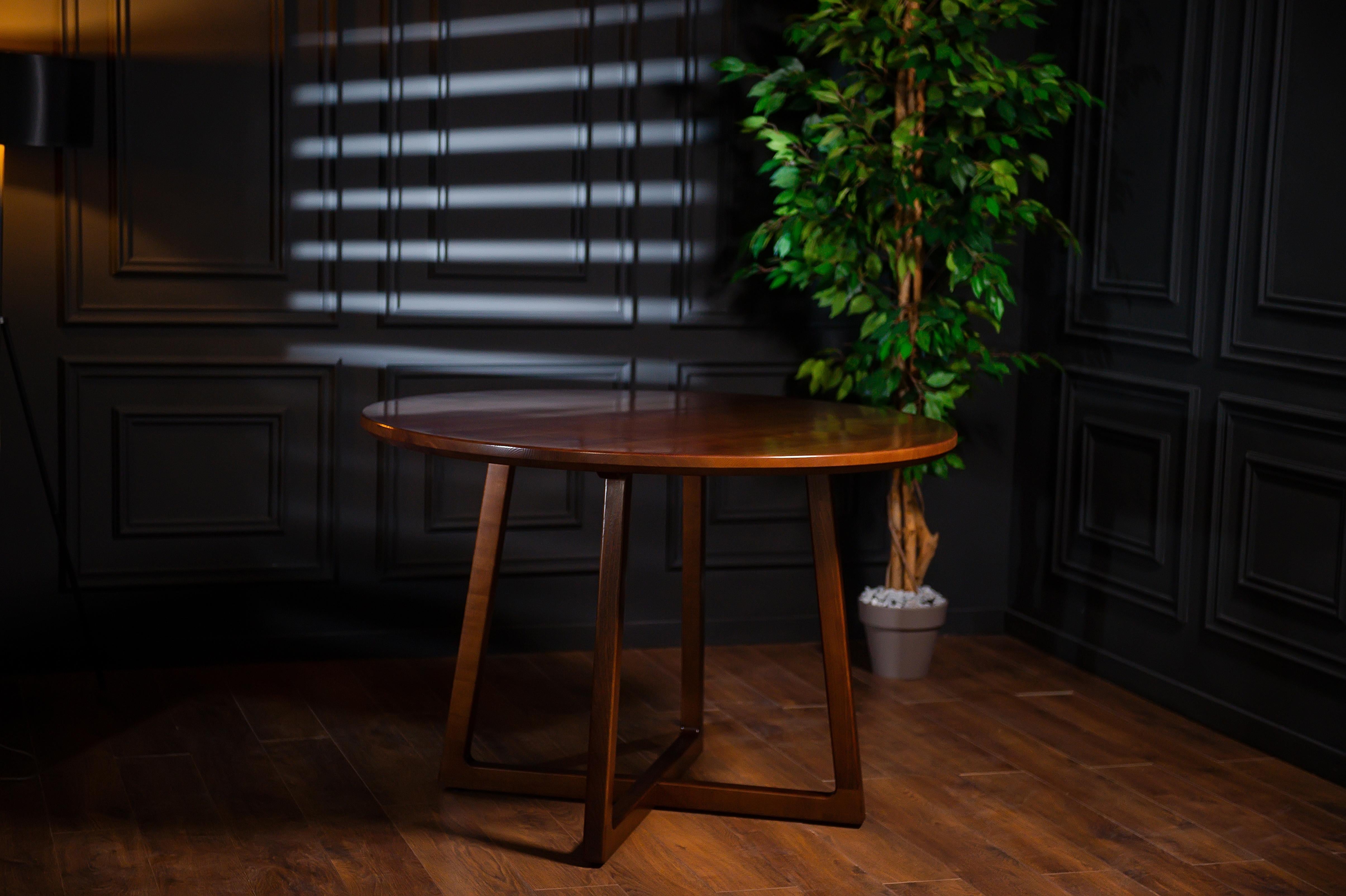Contemporary Dark Brown Ash Solid Wood Round Dining Table For Sale