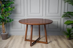Dark Brown Ash Solid Wood Round Dining Table