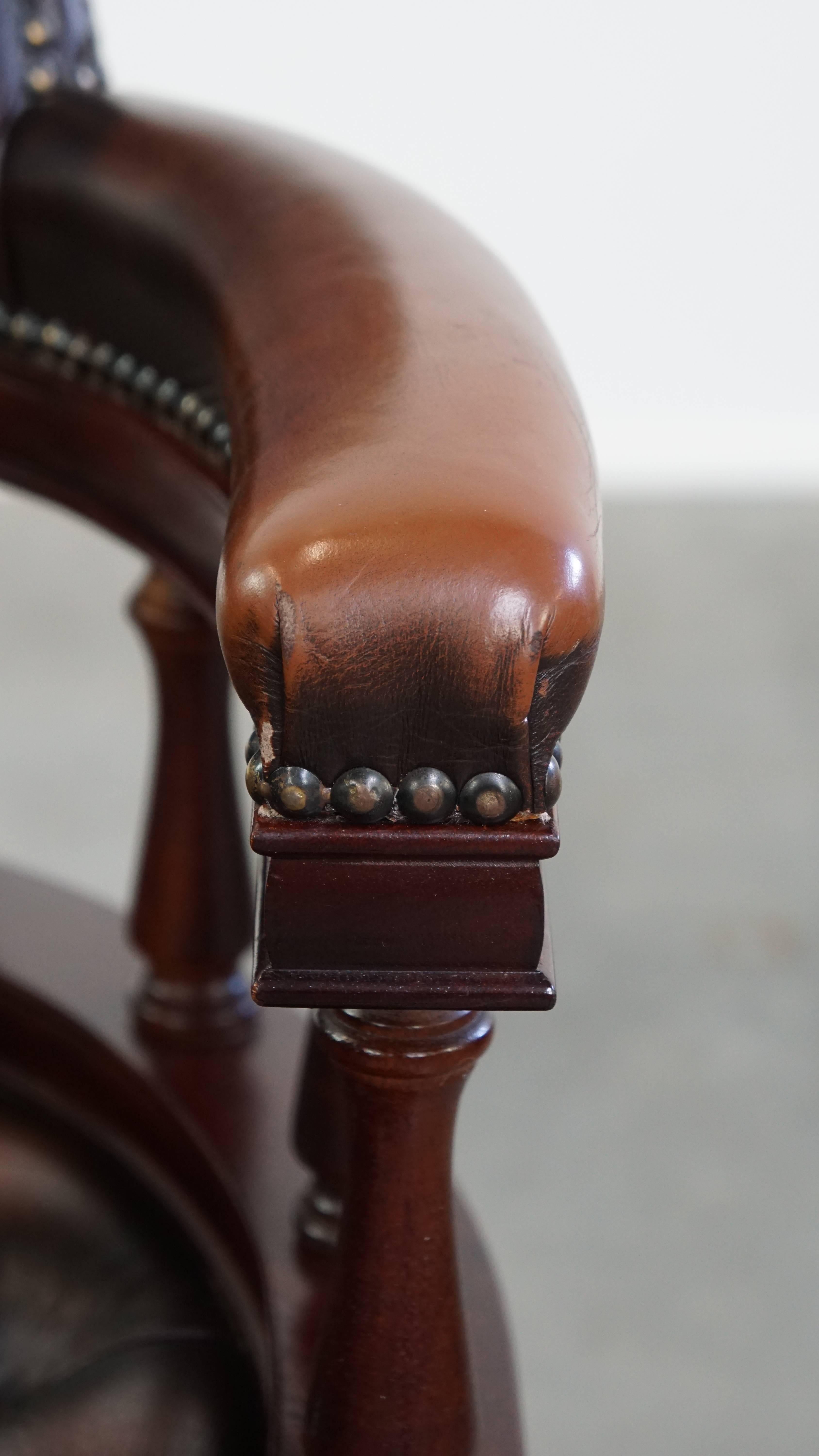 Dark Brown Chesterfield Office Chair in Cowhide Leather and Wood For Sale 6