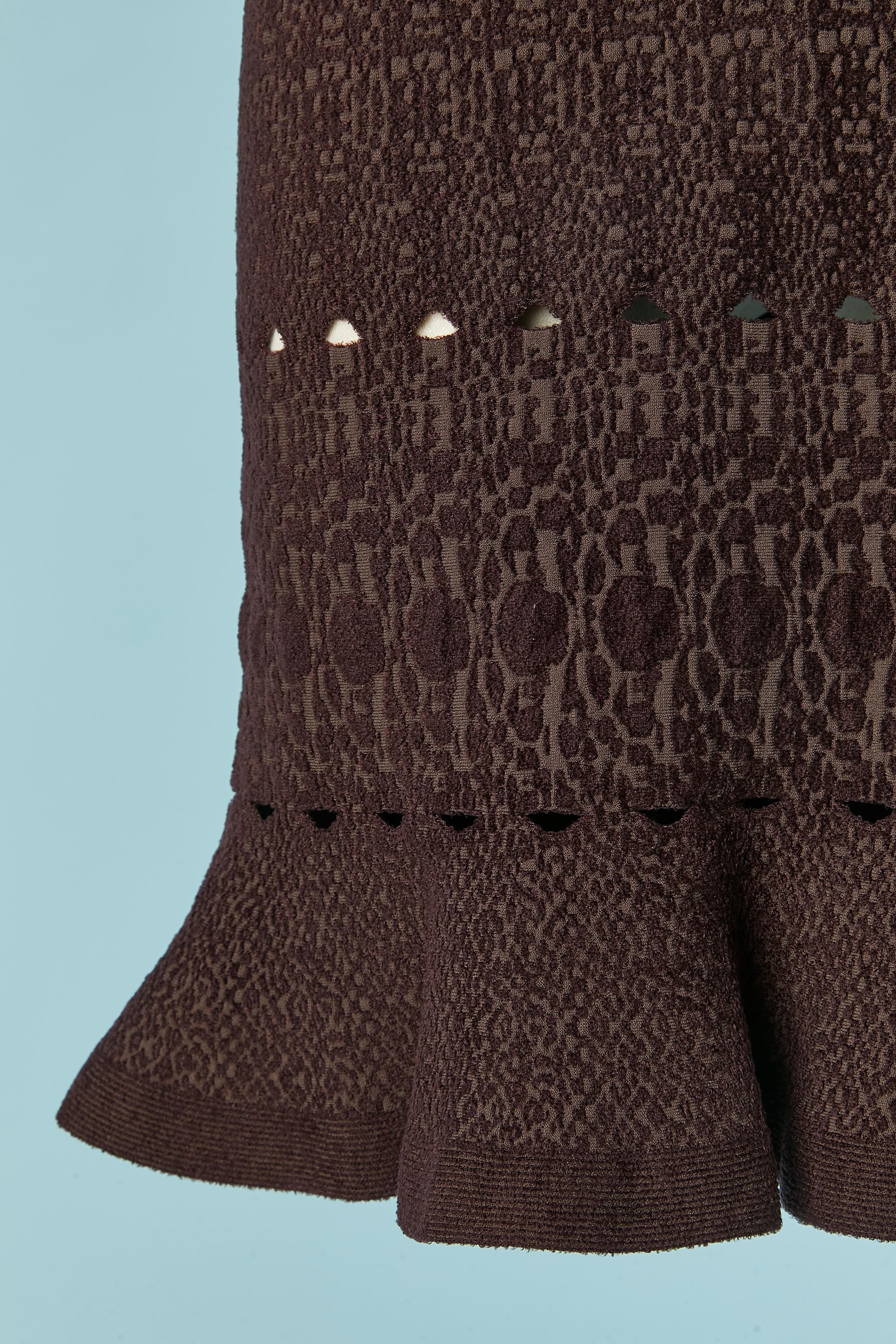 Noir Robe de cocktail sans manches et transparente en jacquard marron foncé ALAIA en vente