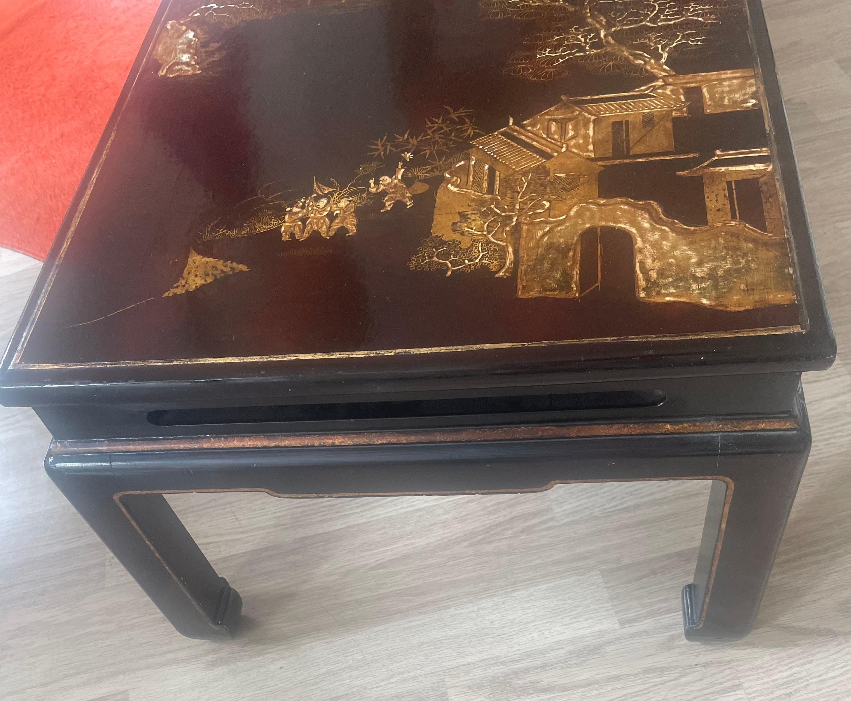 Dark Brown Lacquer Chinese Coffee Table with Gold Paint, China Around 1960. For Sale 4