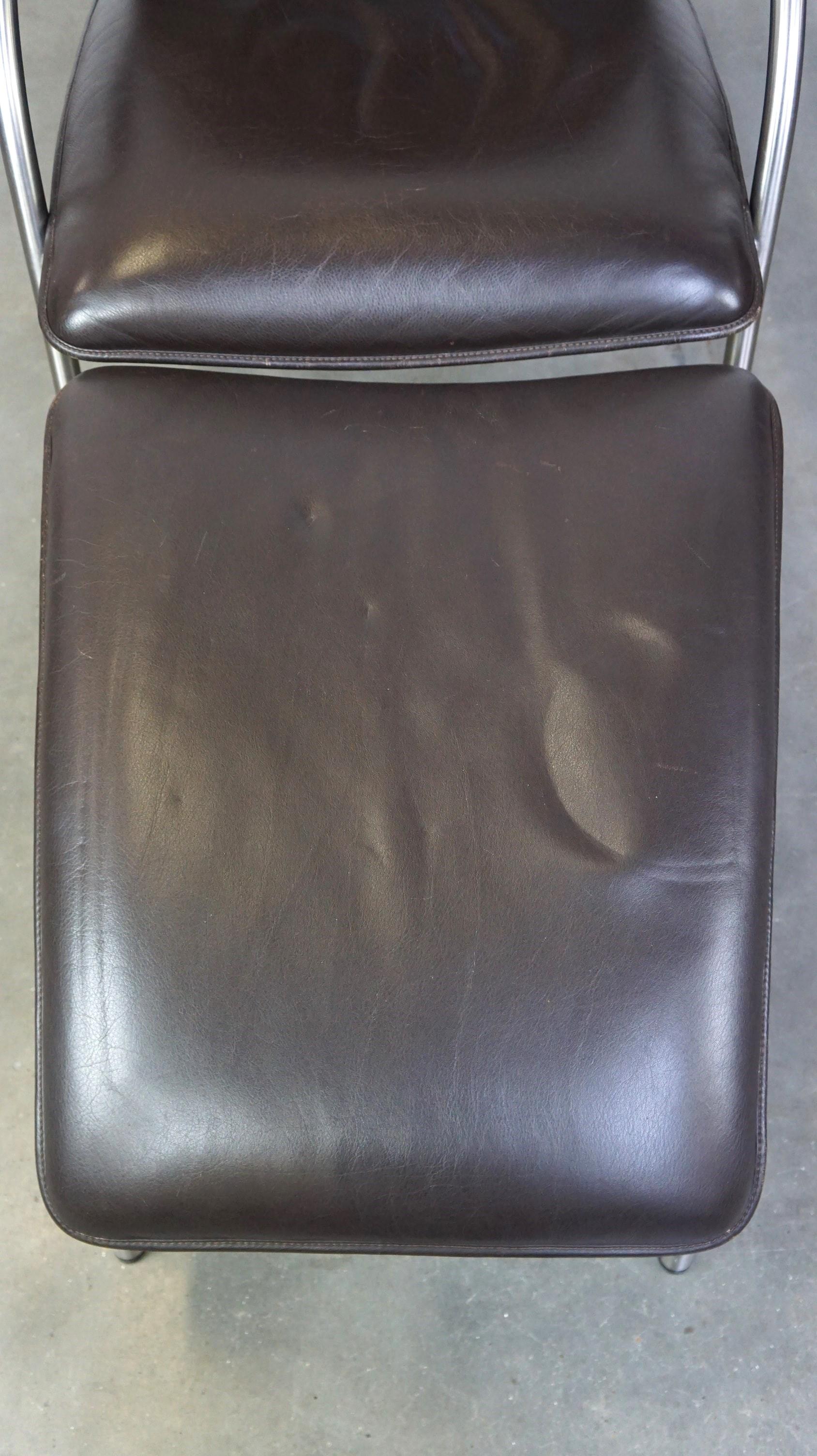 Dark brown leather design armchair + footstool De Sede DS 270 For Sale 3