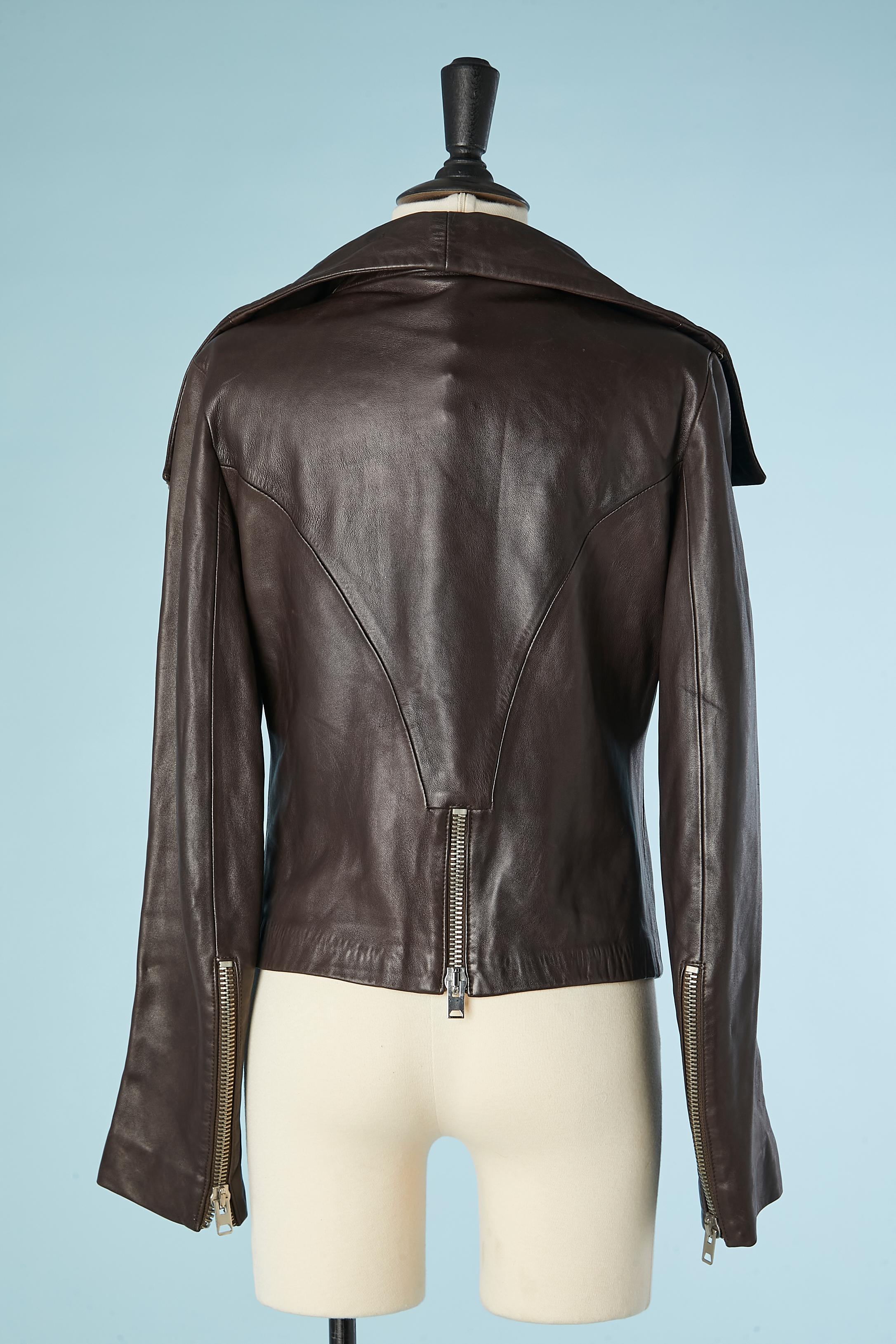 Dark brown leather jacket Joseph  In Good Condition For Sale In Saint-Ouen-Sur-Seine, FR