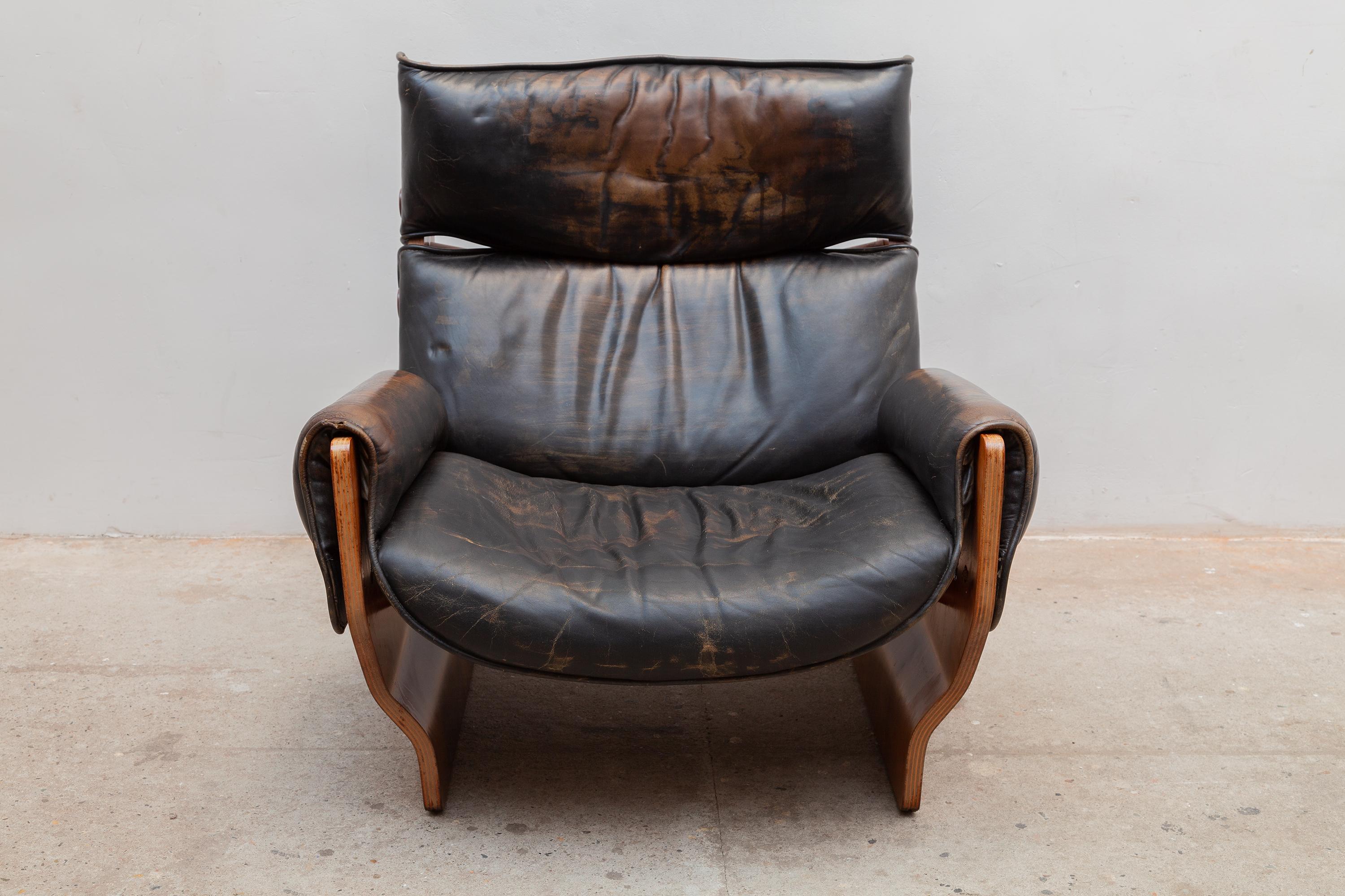 Italian Dark Brown Leather Lounge Chair by Osvaldo Borsani 1960s Model Canada-P110