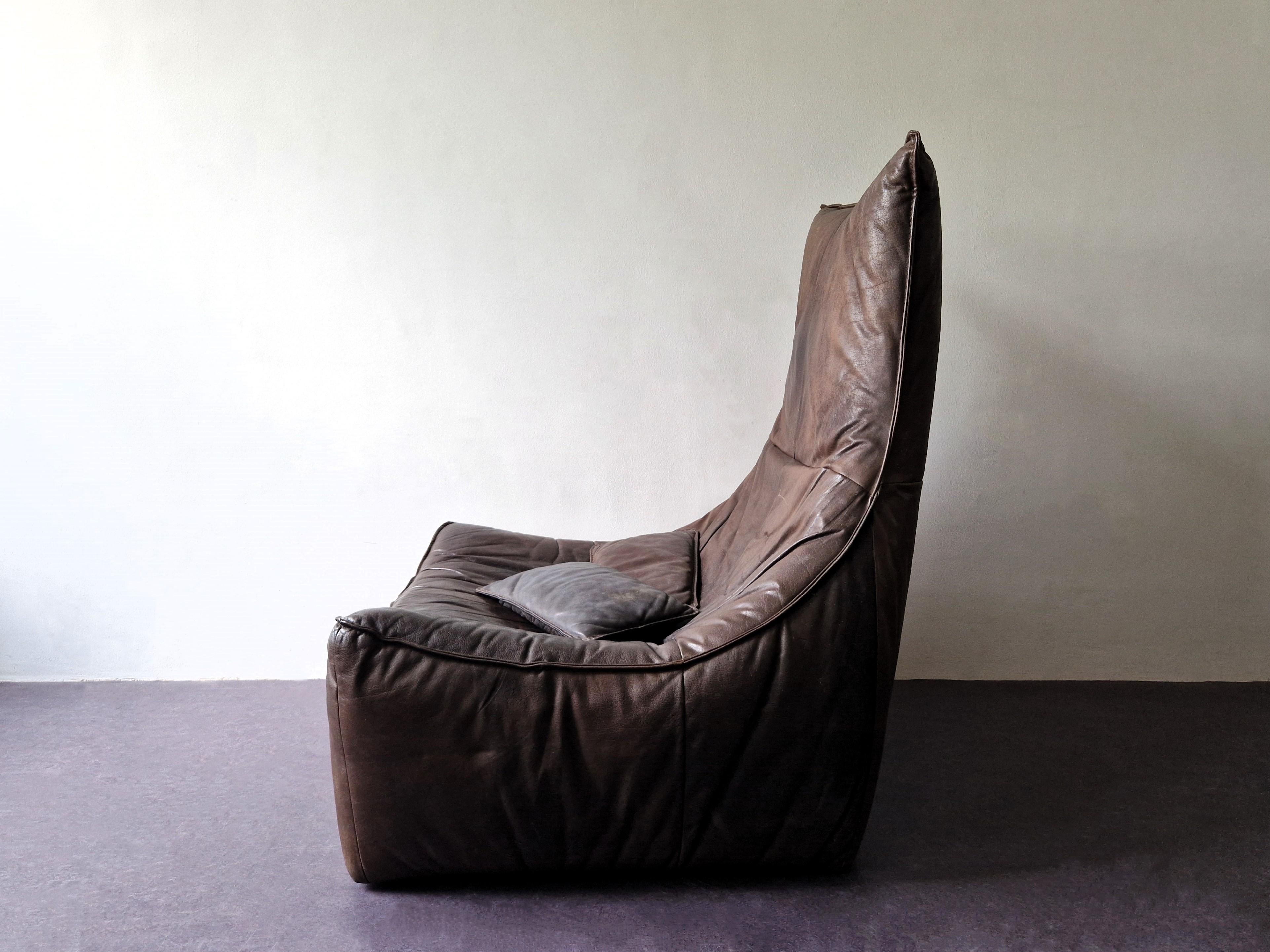 Leather Dark brown leather 'The Rock' lounge chair by Gerard van den Berg for Montis For Sale