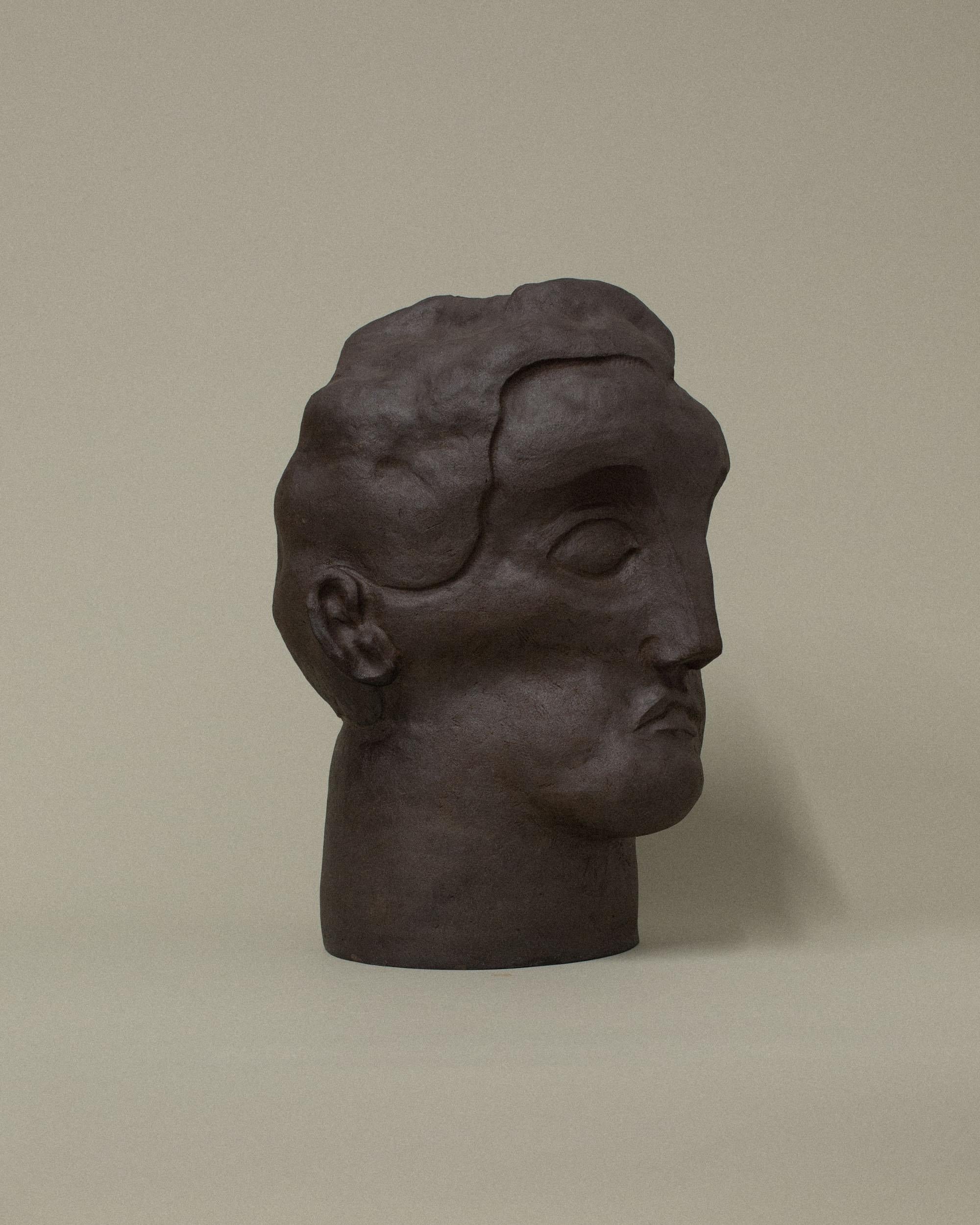 Dark Brown Monumental Head Sculpture by Common Body In New Condition For Sale In Geneve, CH