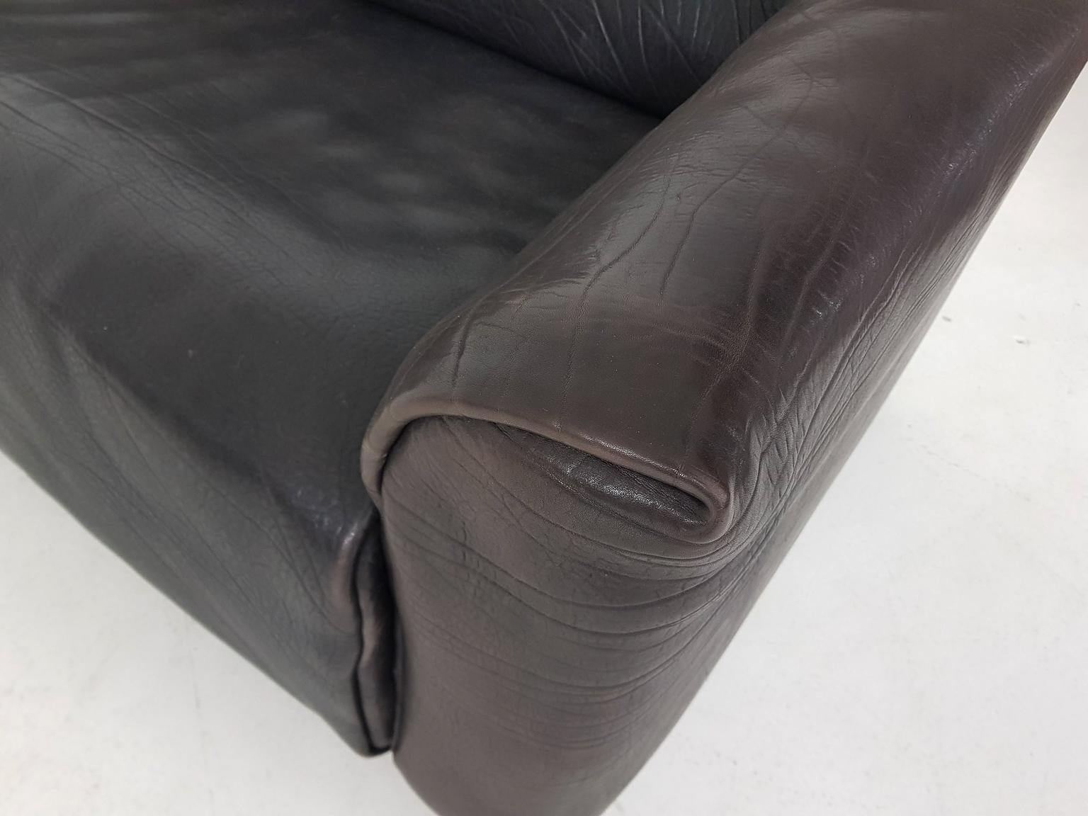 Dark Brown Neck Leather De Sede DS47 Two-Seat Sofa, Switzerland, 1970s 4