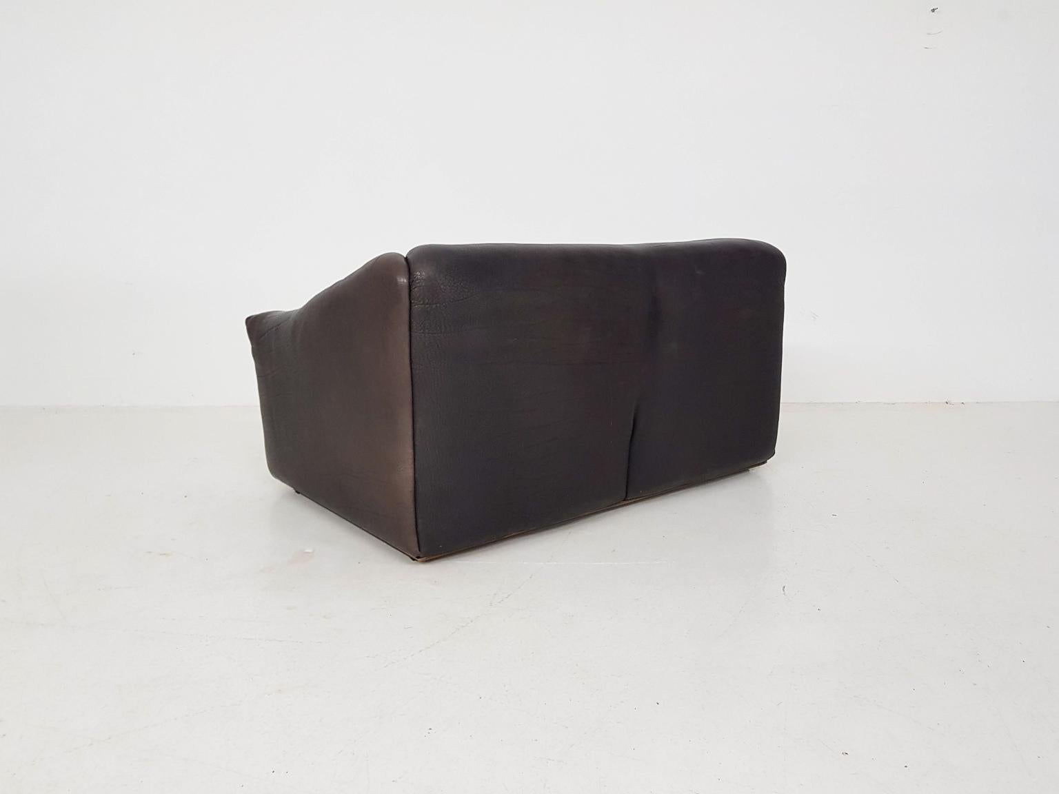 20th Century Dark Brown Neck Leather De Sede DS47 Two-Seat Sofa, Switzerland, 1970s