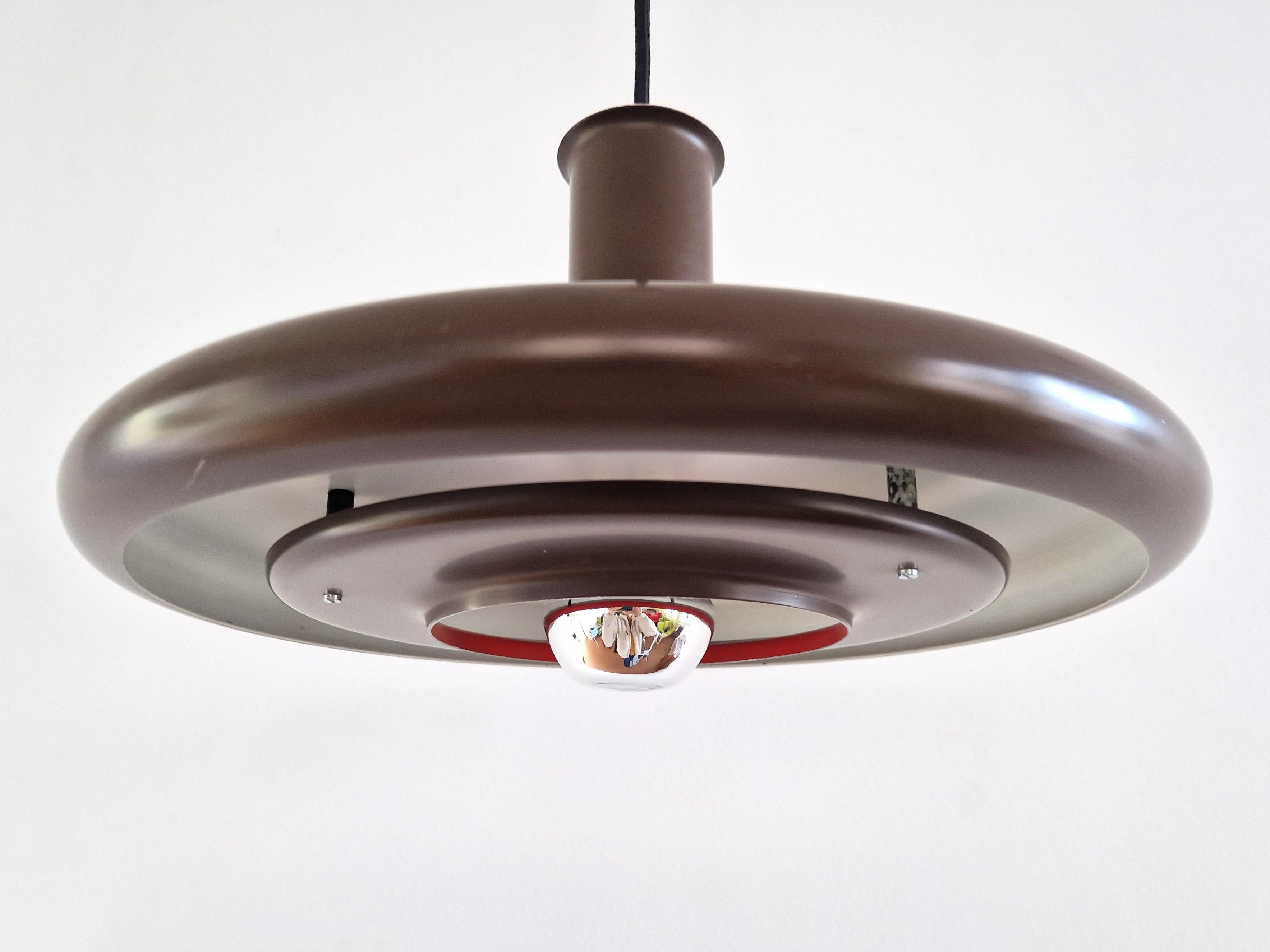 Dark brown Optima pendant lamp by Hans Due for Fog & Mørup, Denmark 1970s In Good Condition For Sale In Steenwijk, NL