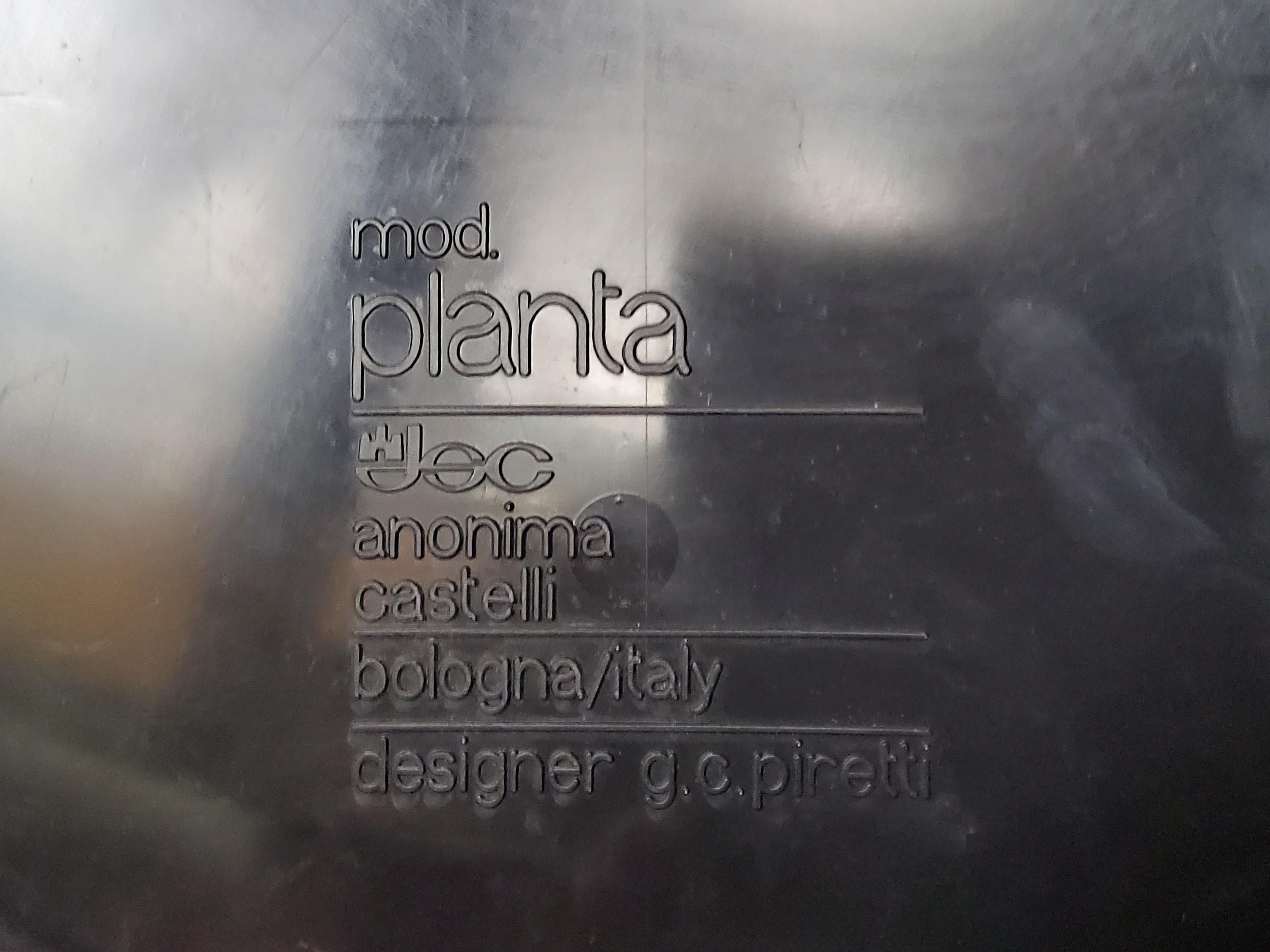 Schwarzer Garderobenständer „Planta“ von Giancarlo Piretti für Anonima Castelli, Italien (Kunststoff) im Angebot