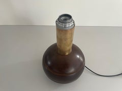 Dunkelbraune Tischlampe mit Kugel-Design aus poliertem Holz, 1960er Jahre, Italien