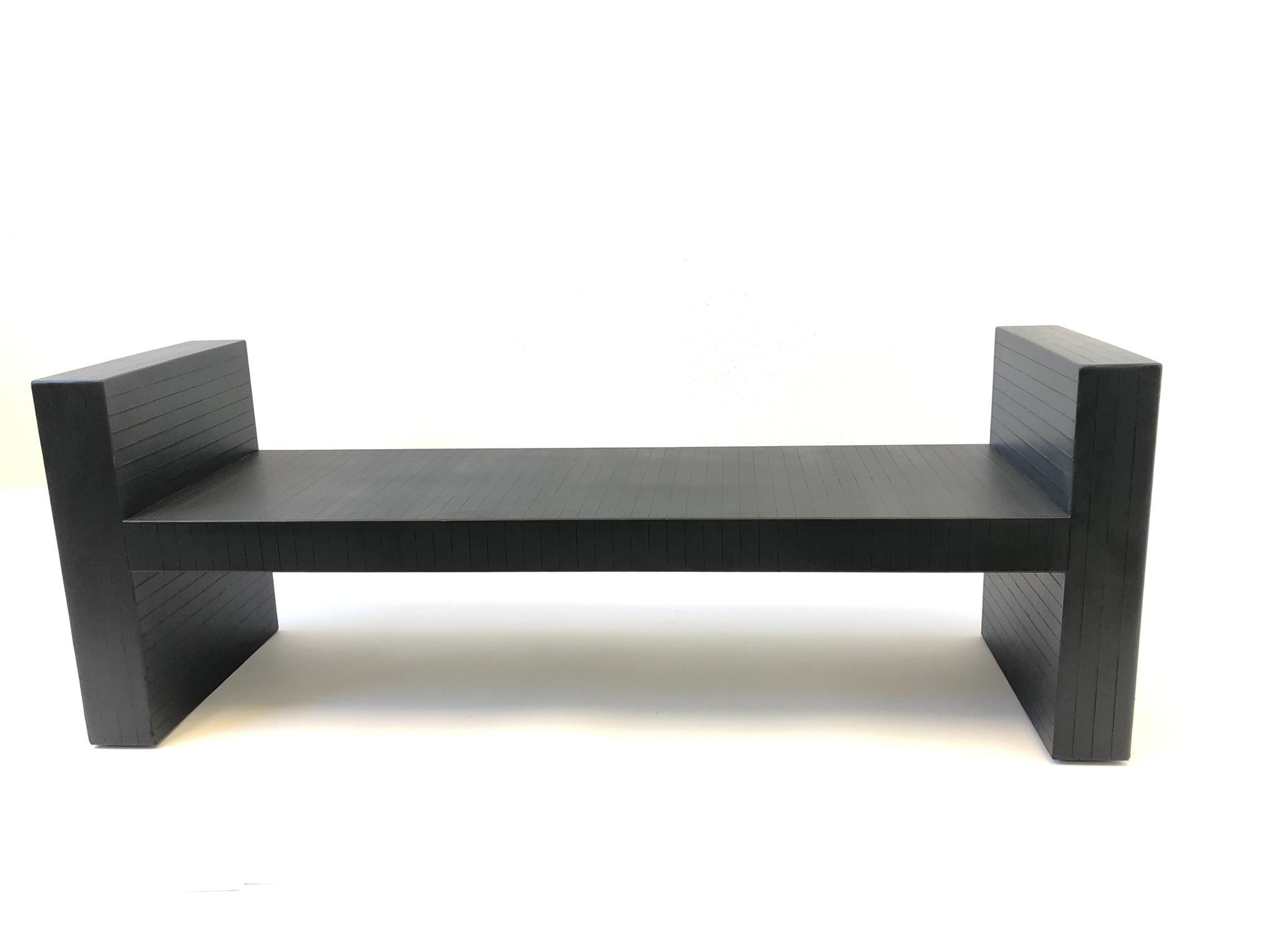 Banc en cuir rainuré brun foncé par Karl Springer en vente 5