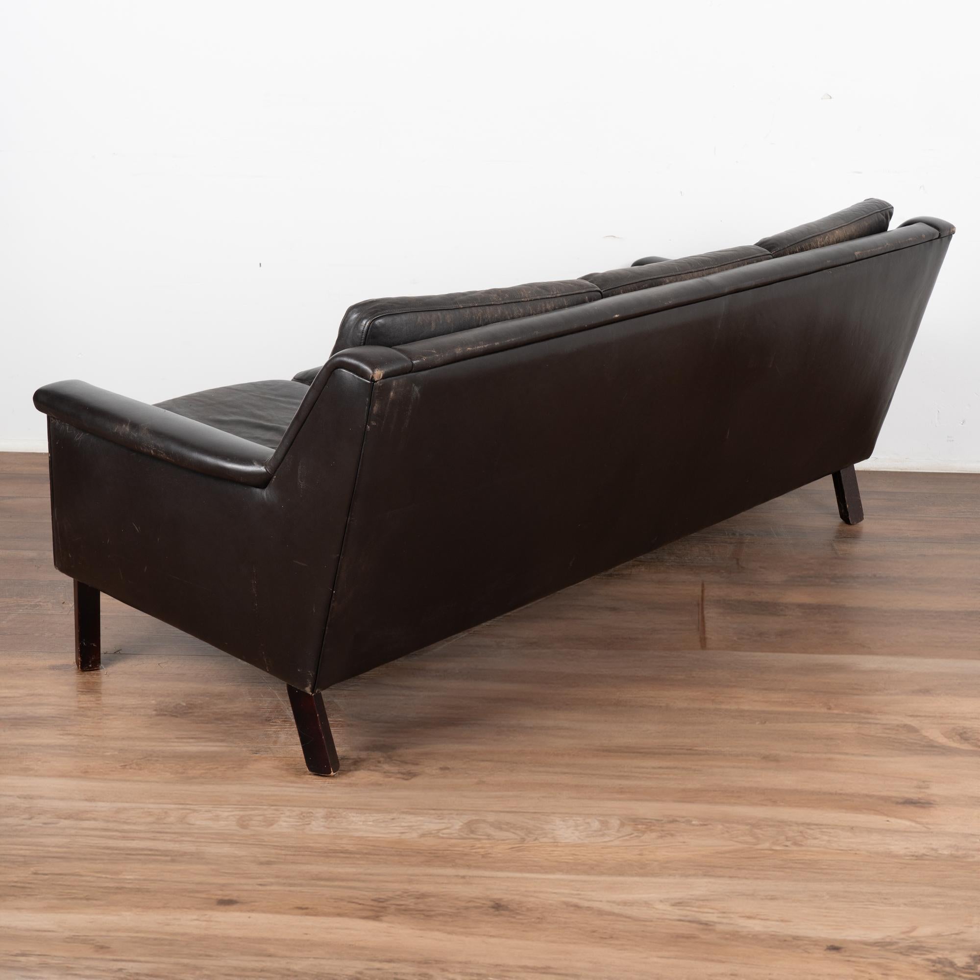 Dark Brown Vintage Leather Mid Century Three Seat Sofa, Denmark circa 1960 For Sale 7