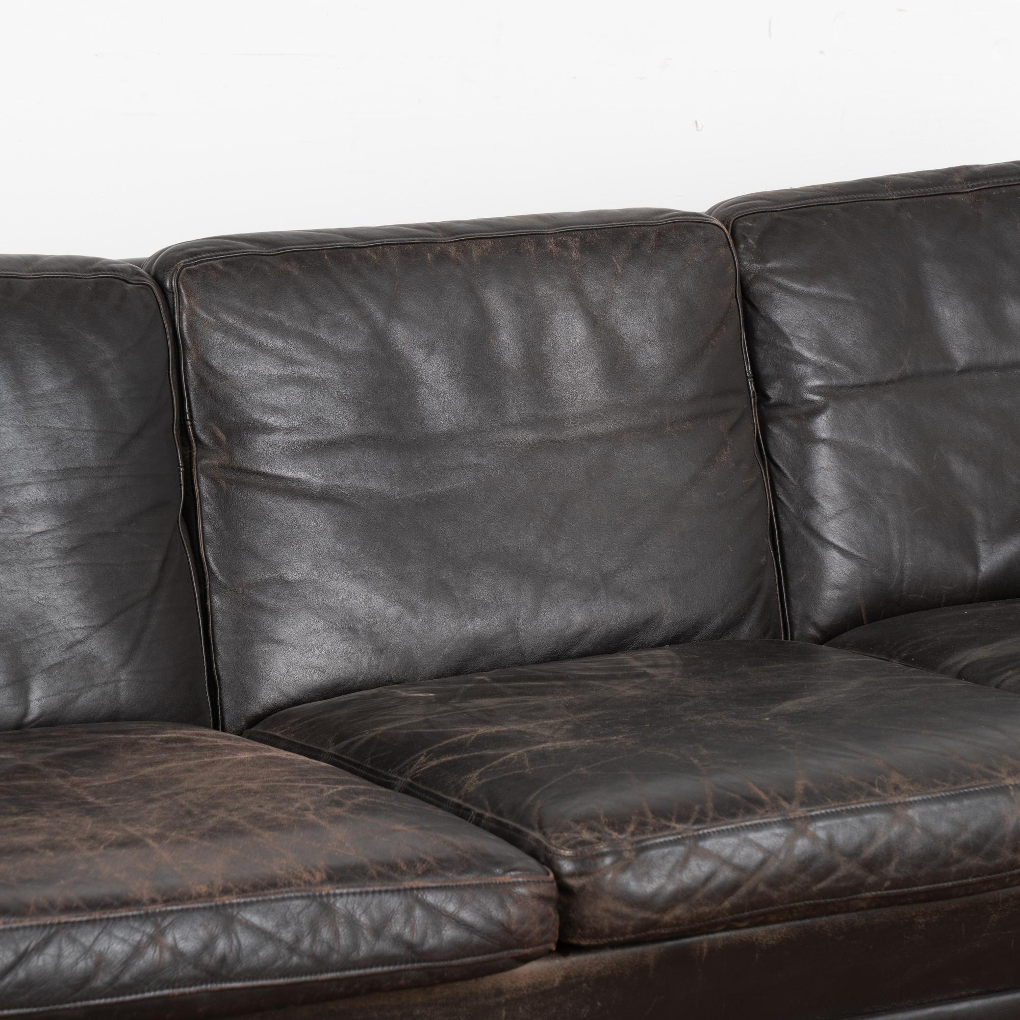 20th Century Dark Brown Vintage Leather Mid Century Three Seat Sofa, Denmark circa 1960 For Sale