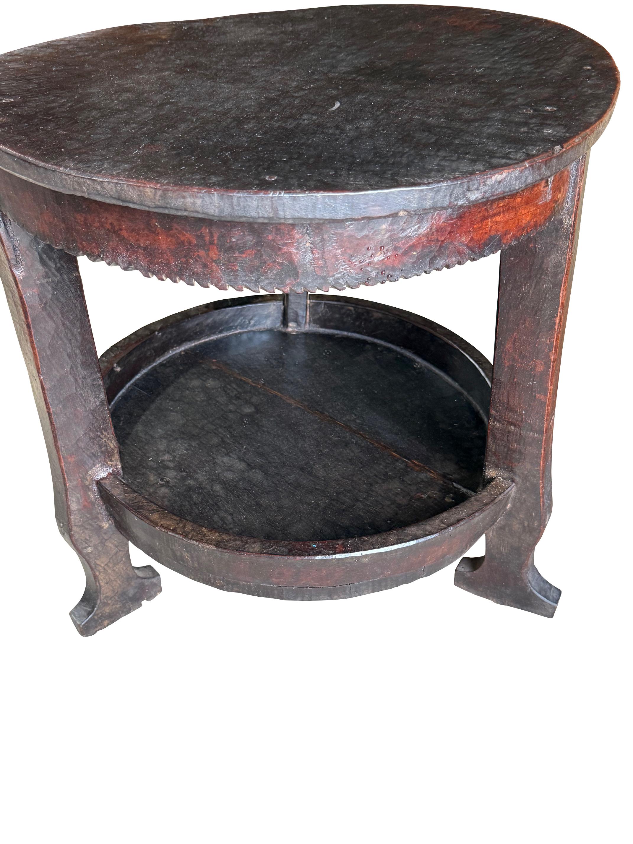 Nigérien Table d'appoint en bois Brown, Niger, années 1920 en vente