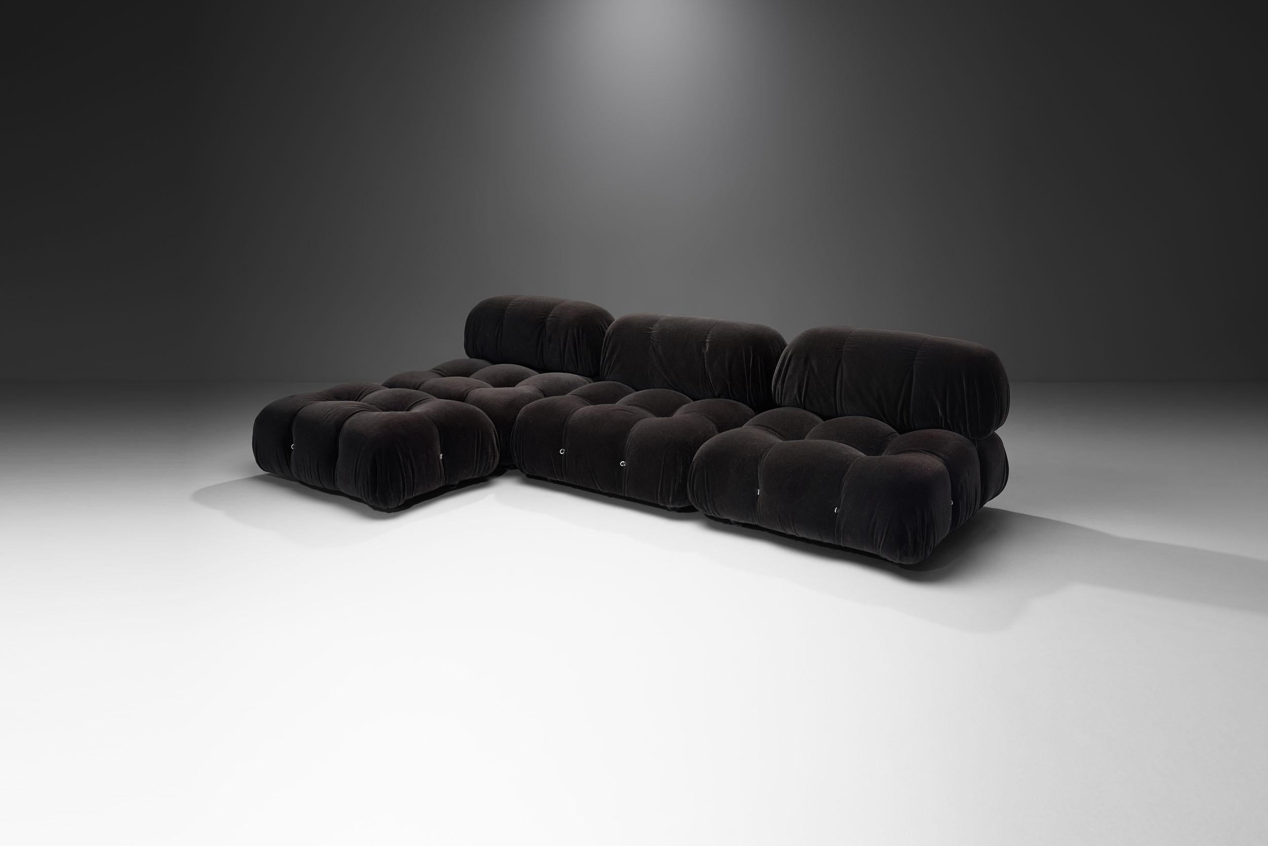 The “Camaleonda” (Chameleon) sofa is Mario Bellini’s contemporary classic. The playful, modular design offers endless options for the user, which also inspired the model’s name. Camaleonda has passed through five decades of design history as a true