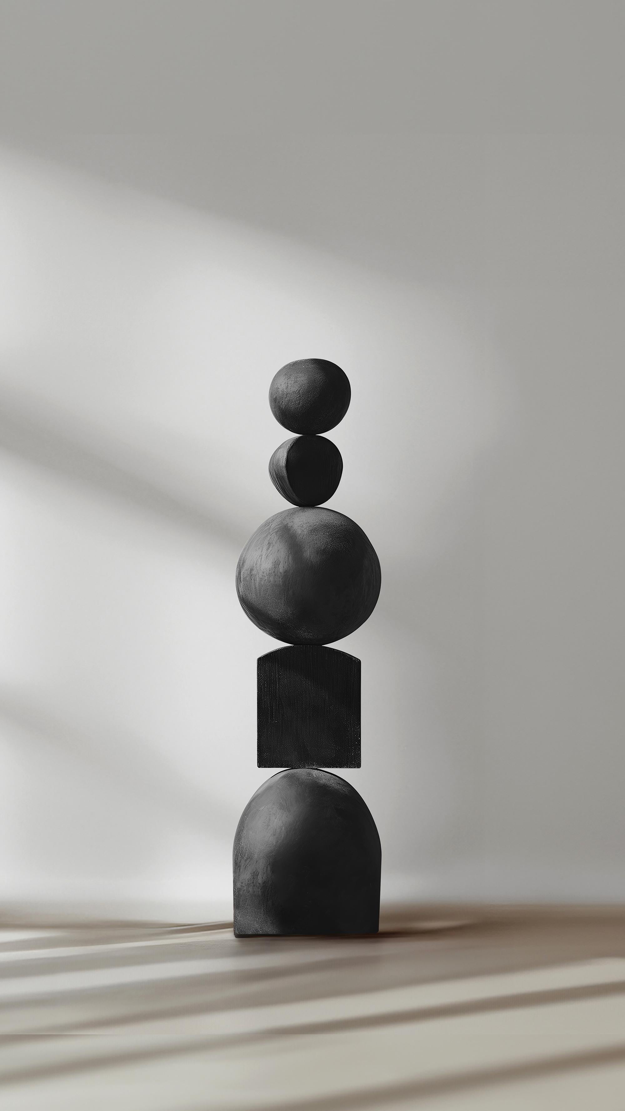 Dunkle Eleganz, geschnitzt aus schwarzem Massivholz, NONO's Still Stand No86 (Mexikanisch) im Angebot