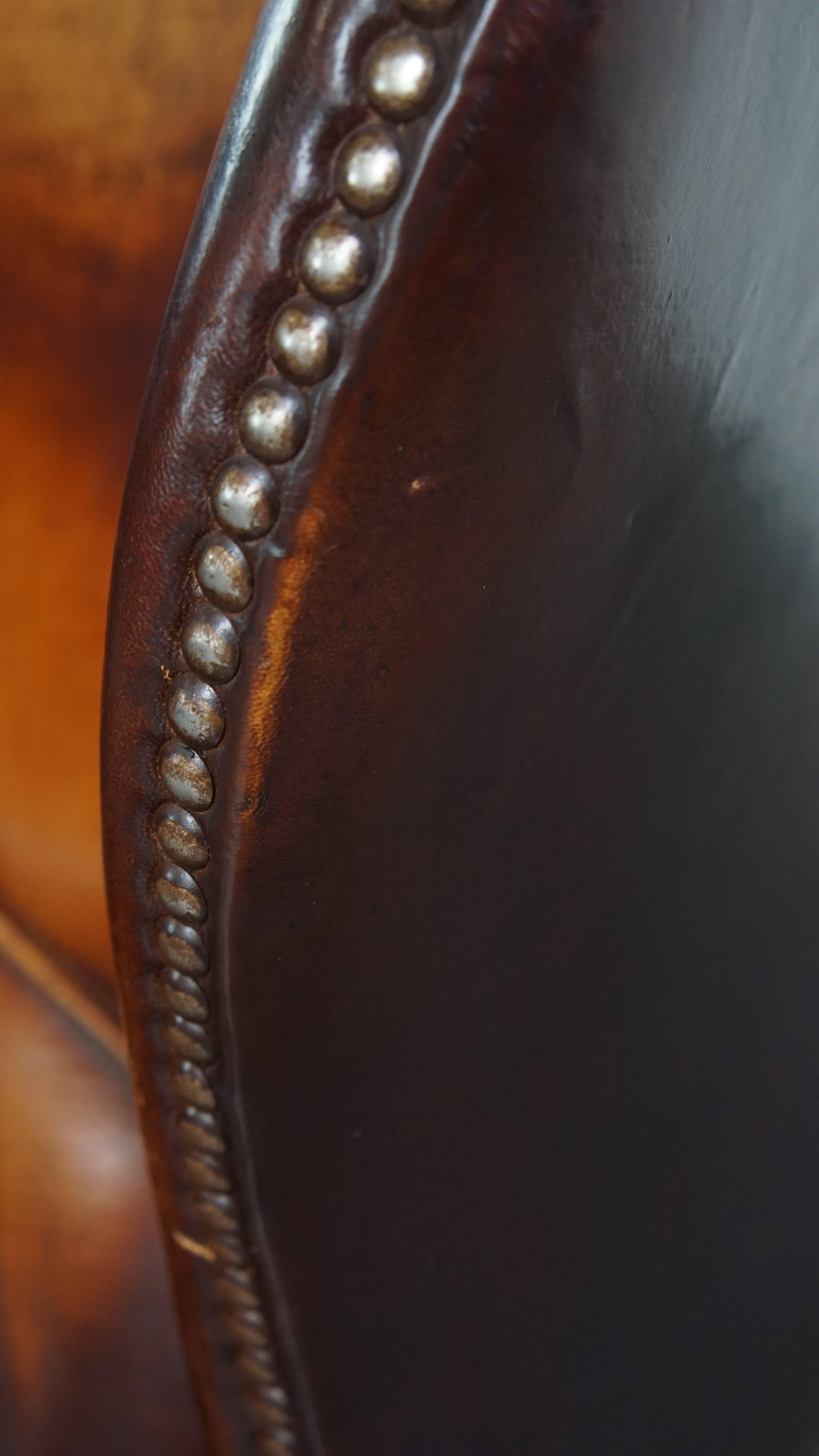 Sedia Wingback in pelle di pecora scura in stile inglese in vendita 5