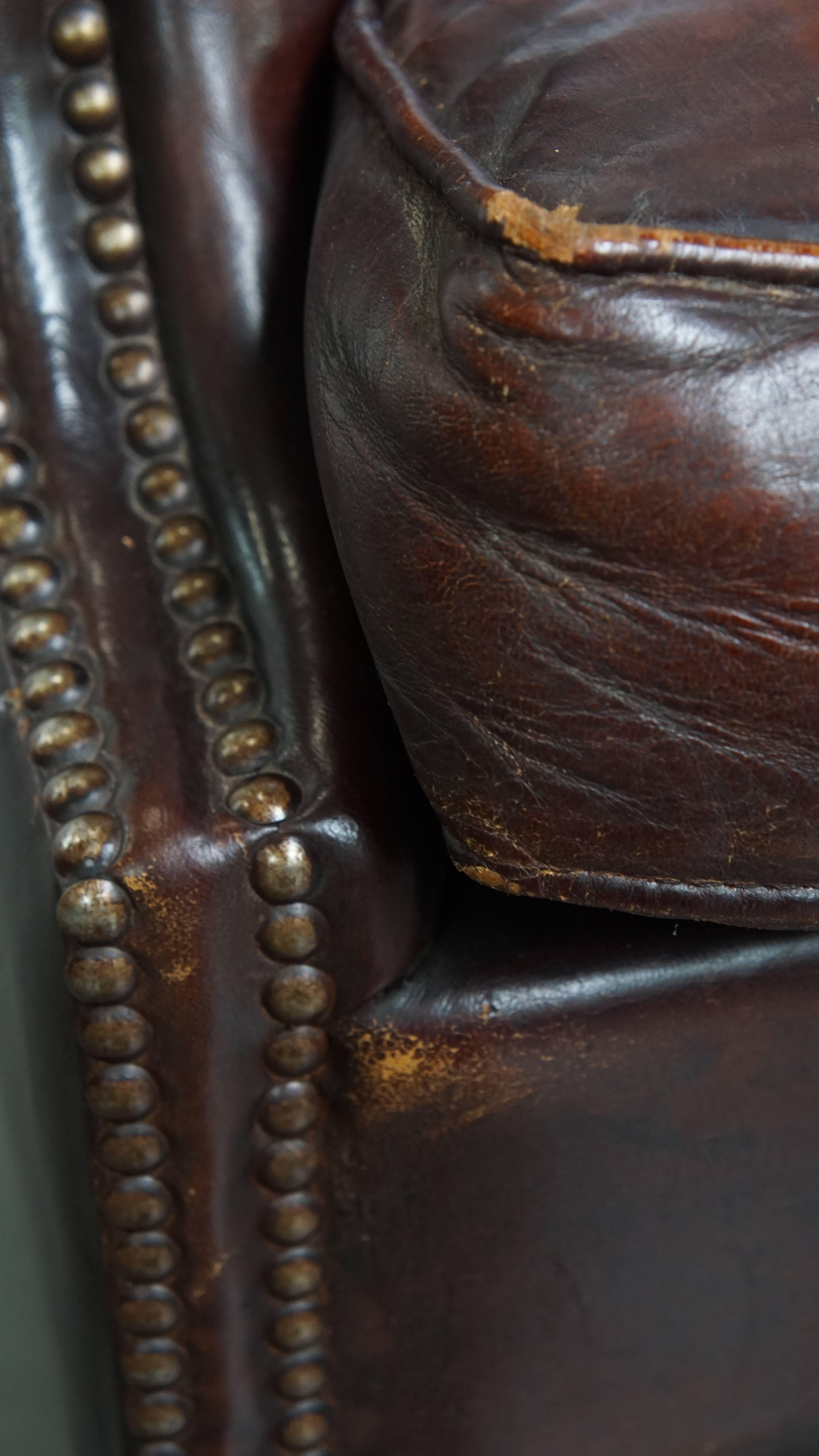 Sedia Wingback in pelle di pecora scura in stile inglese in vendita 8
