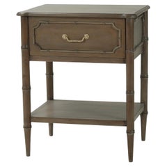 Hollywood Regency Beistelltisch aus dunklem Bambusimitat