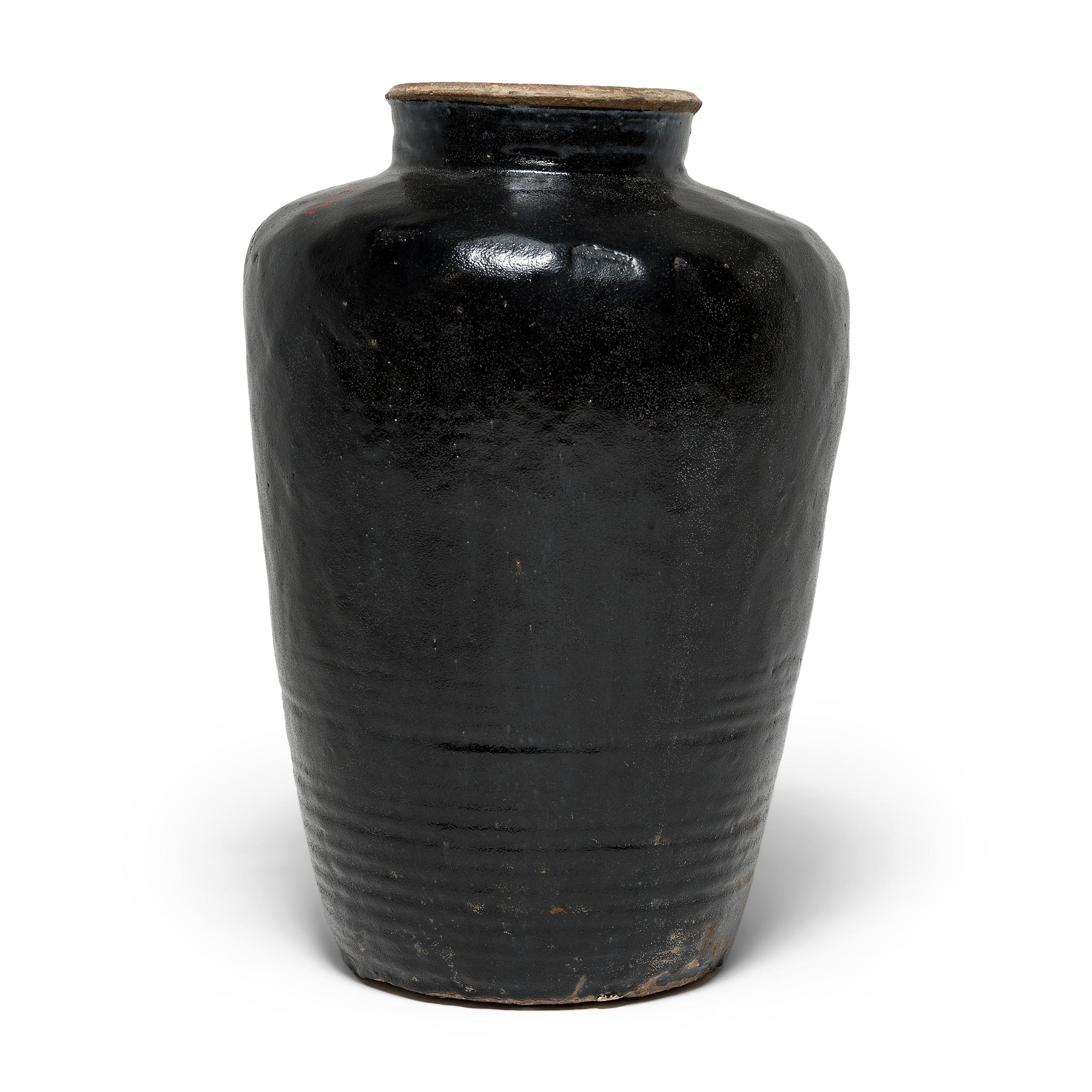 Dark Glazed Pickling Jar, c. 1850 In Good Condition In Chicago, IL