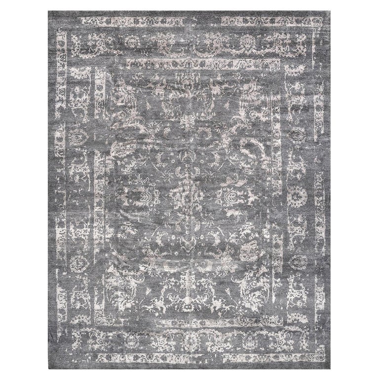 Dark Gray and White Rug For Sale at 1stDibs