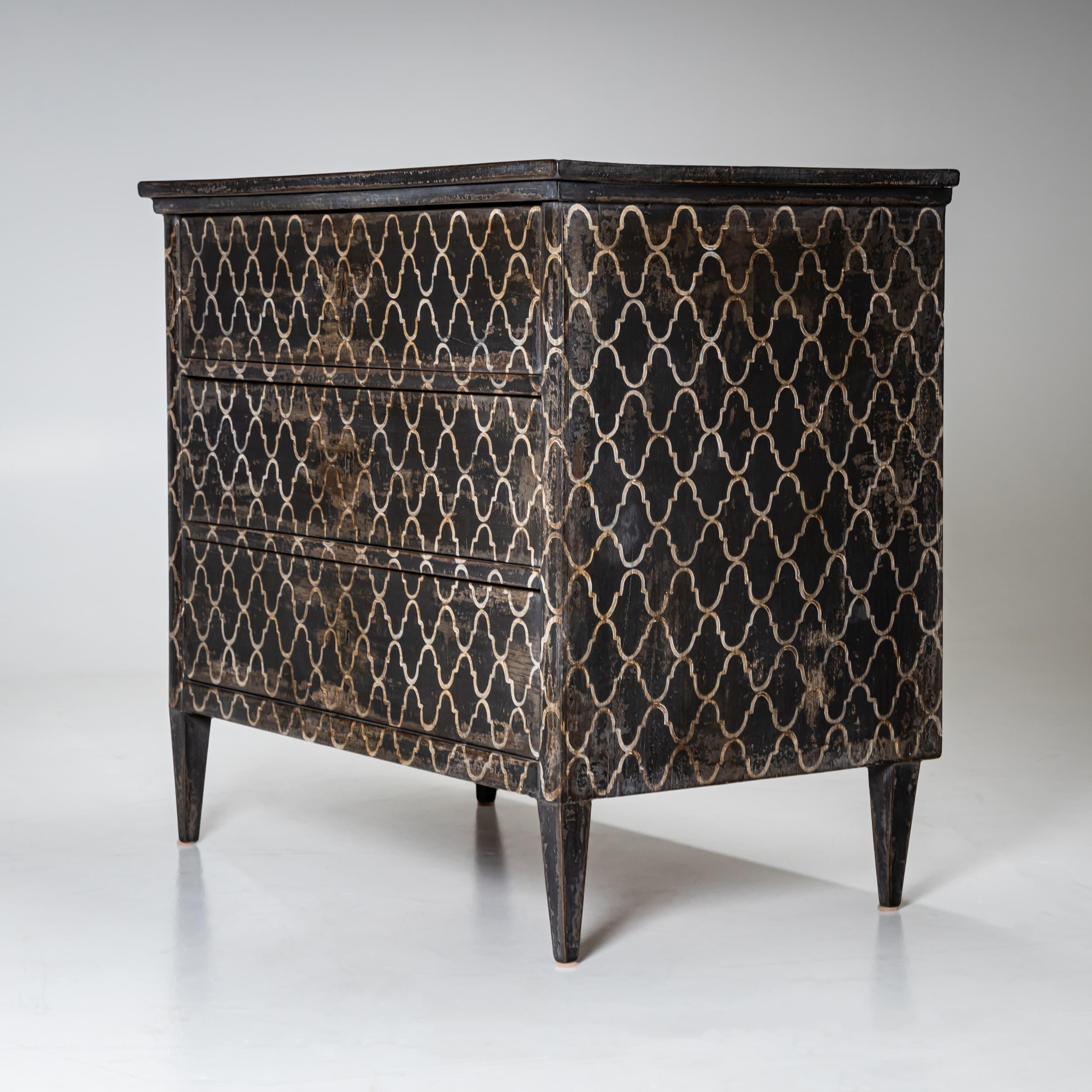 Dark Gray Painted Biedermeier Chest of Drawers, 19th Century In Good Condition For Sale In Greding, DE