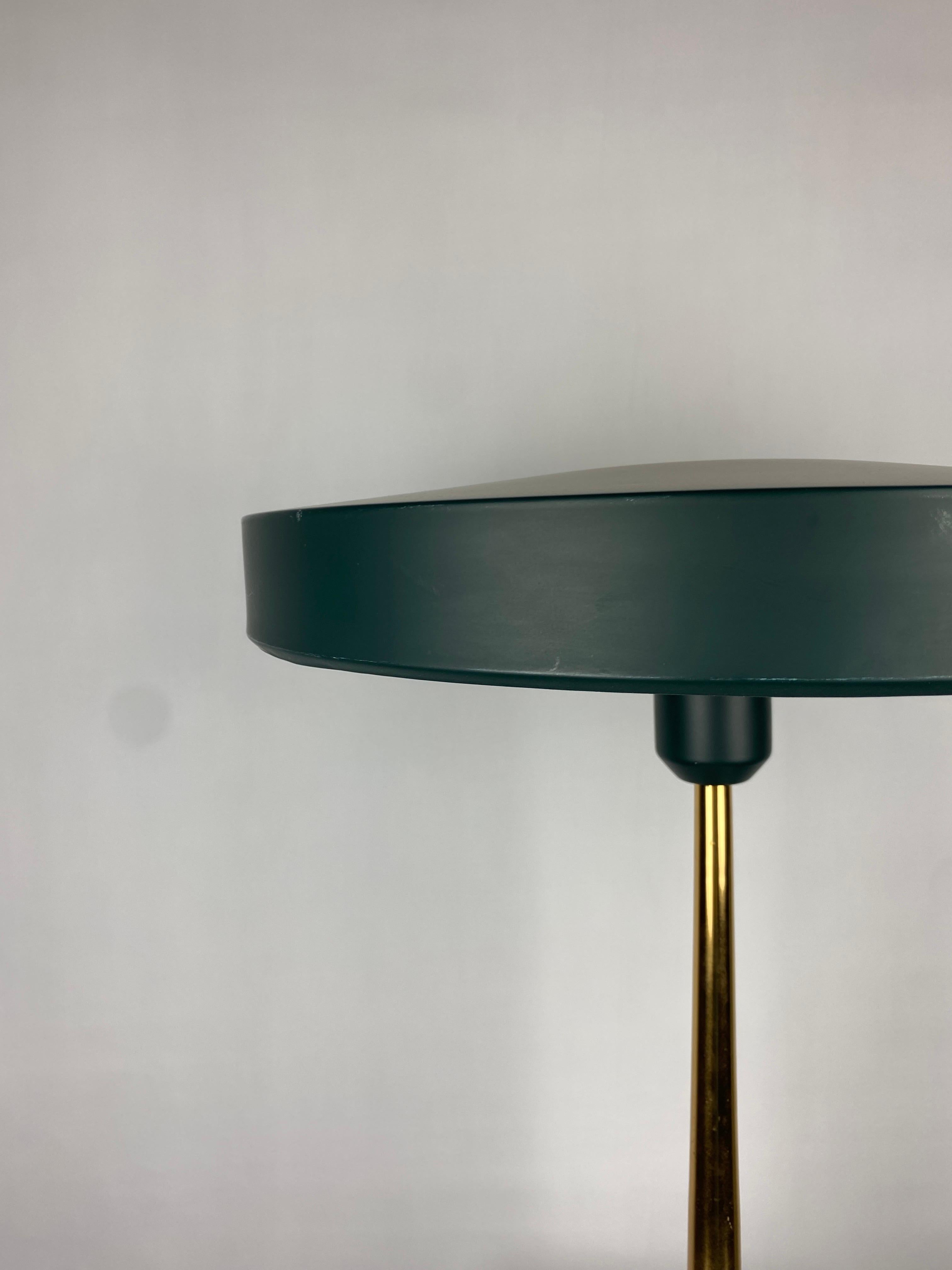 Dark Green and Gold Table Lamp Timor 69 by Louis Kalff for Philips In Good Condition In TERHEIJDEN, NB