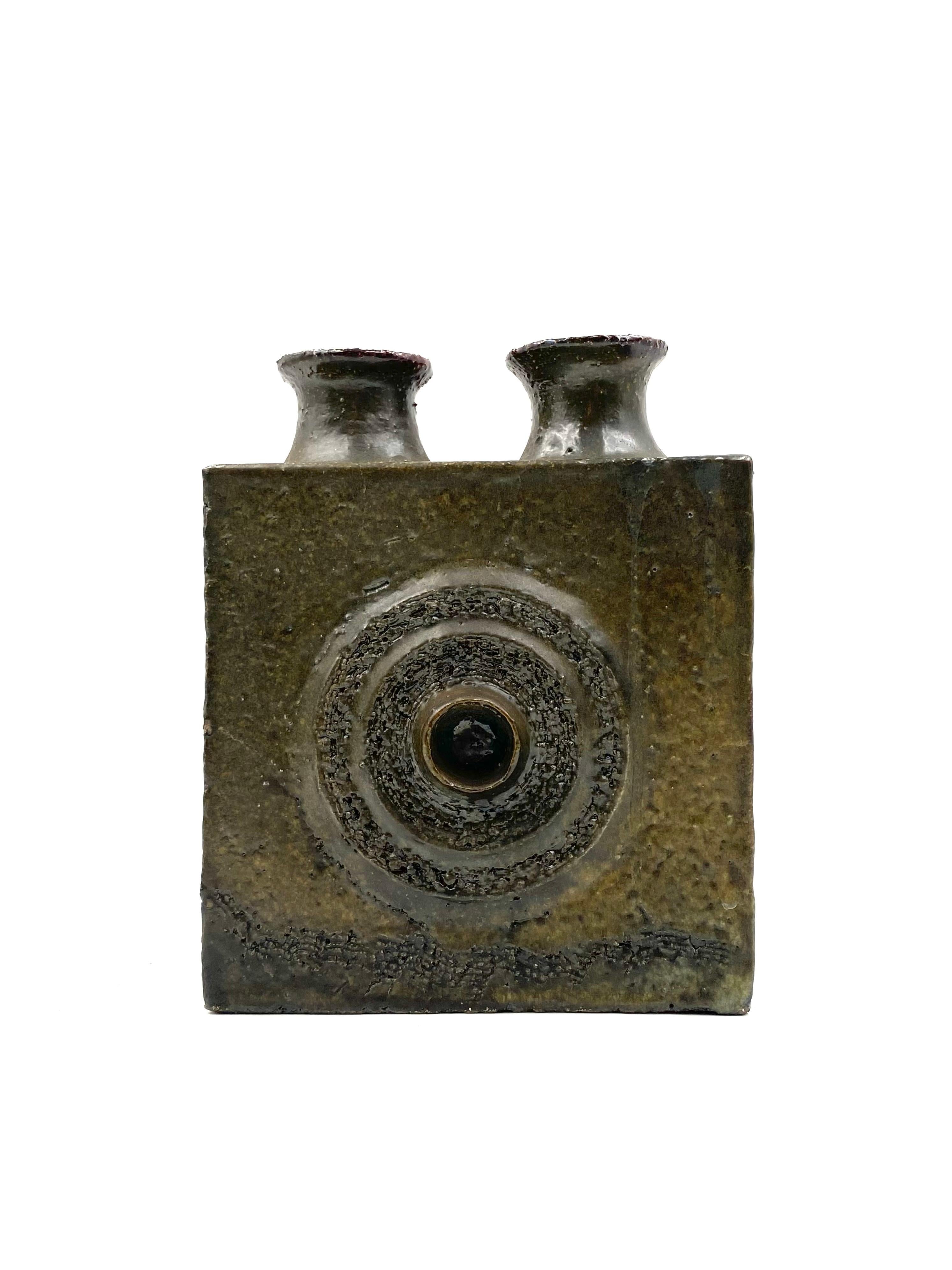 Late 20th Century Dark green brutalist ceramic vase, Italy 1980s in vendita