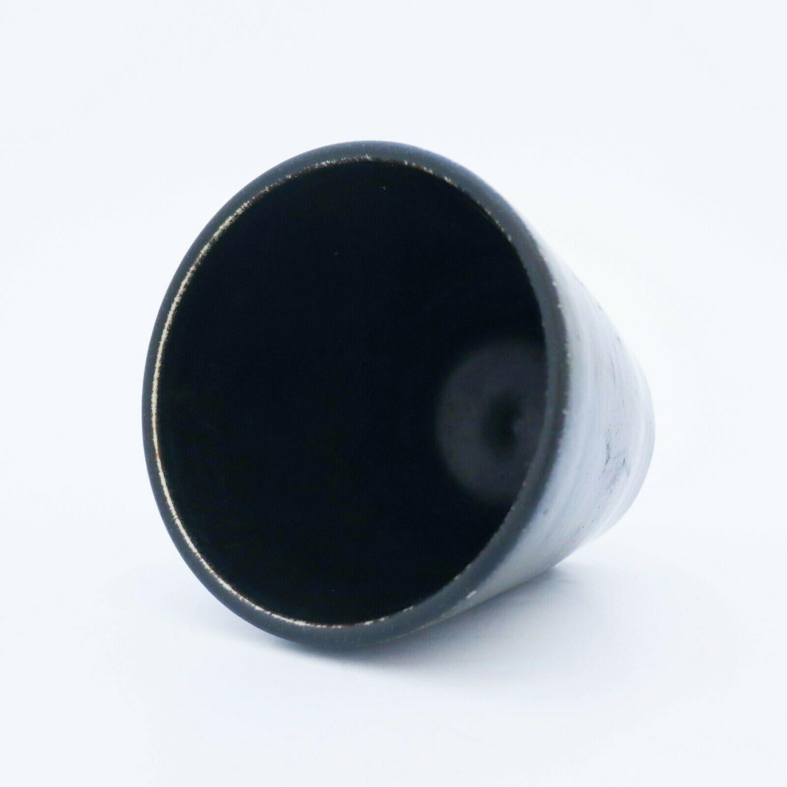 Suédois Vase unique en forme de cône vert foncé, Carl-Harry Stlhane, Rrstrand, 1961 Vintage en vente